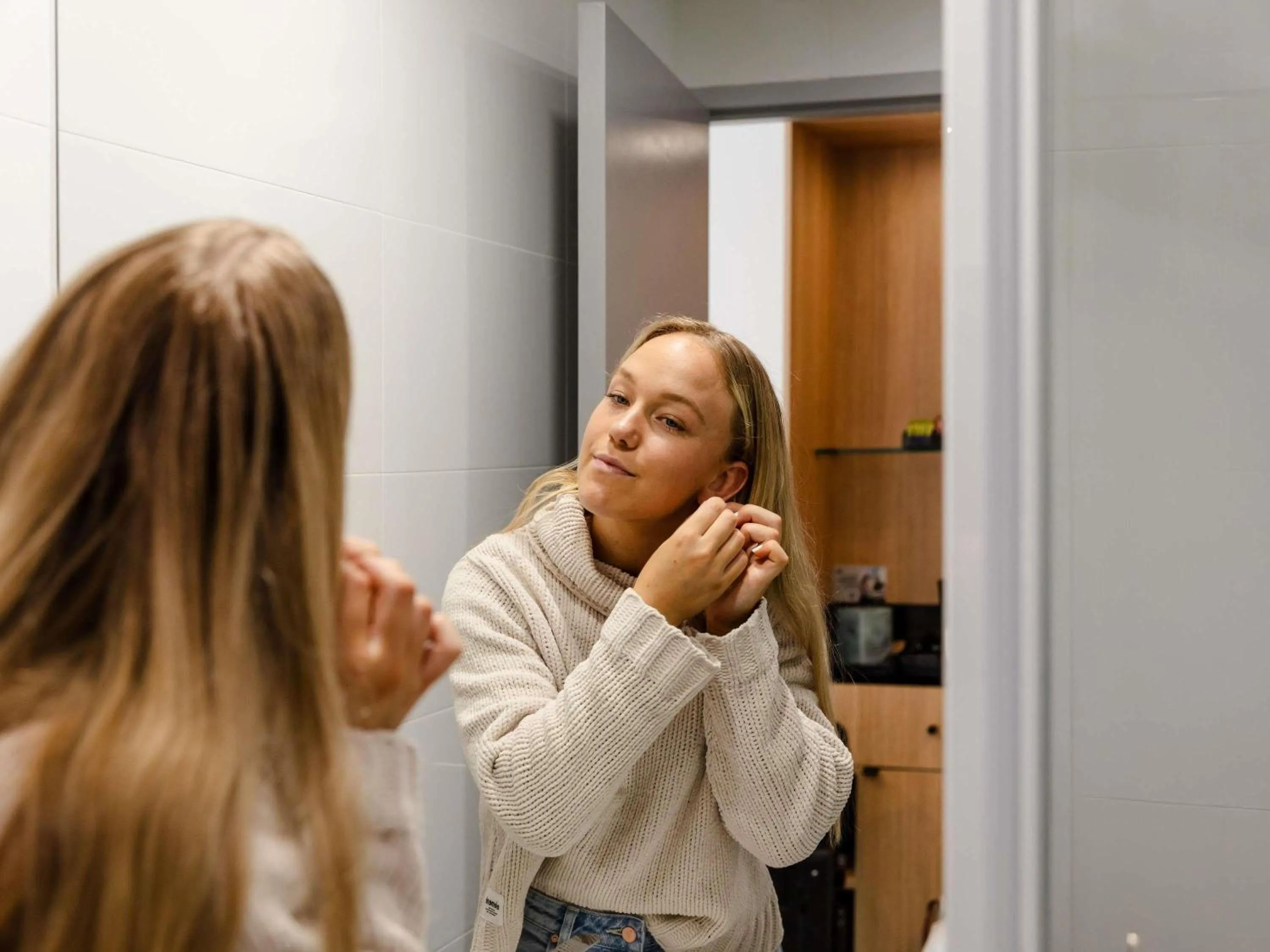 Standard Queen Room in Ibis Styles Hobart