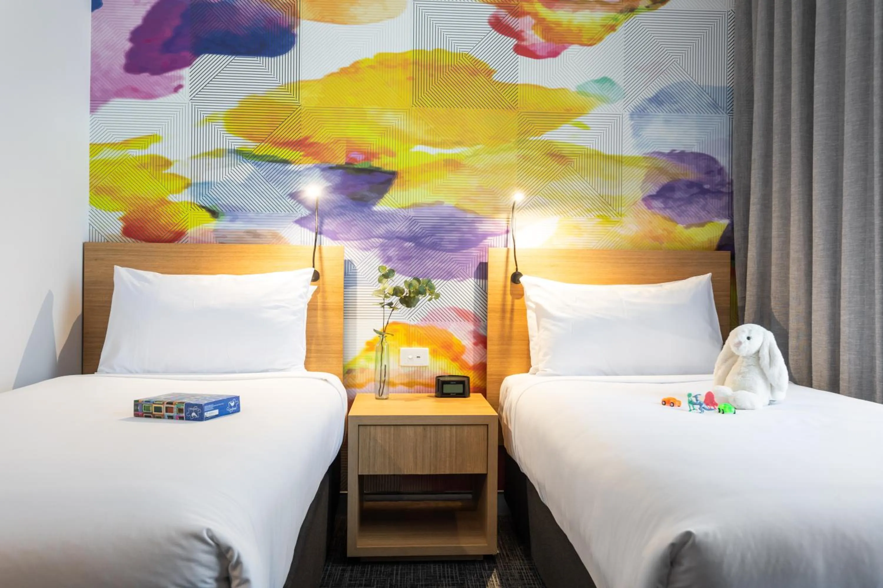 Standard Twin Room in Ibis Styles Hobart