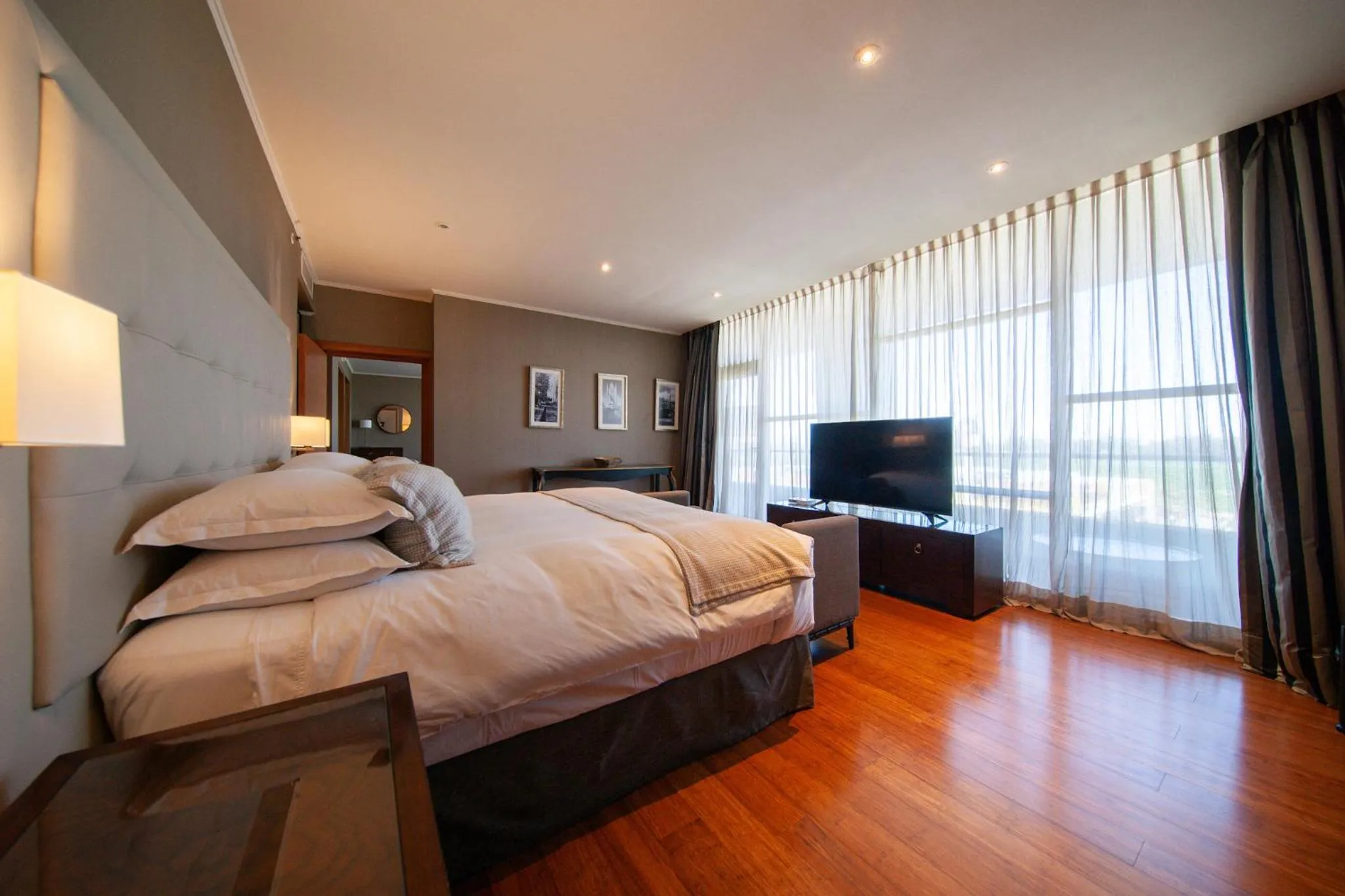 Junior Suite with Balcony in Hotel Parada Linares