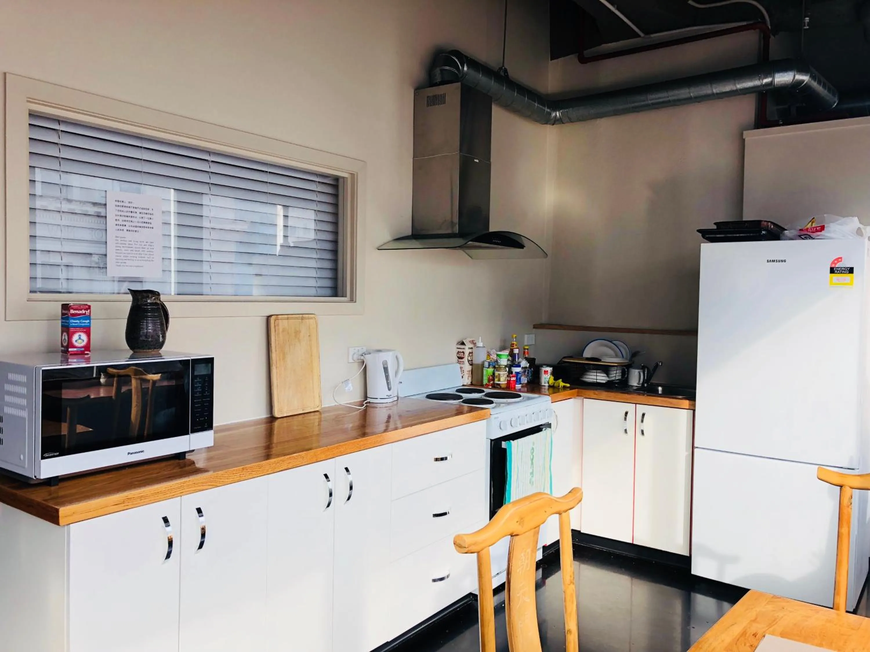 Queen Room with Private Bathroom in Aura Hotel