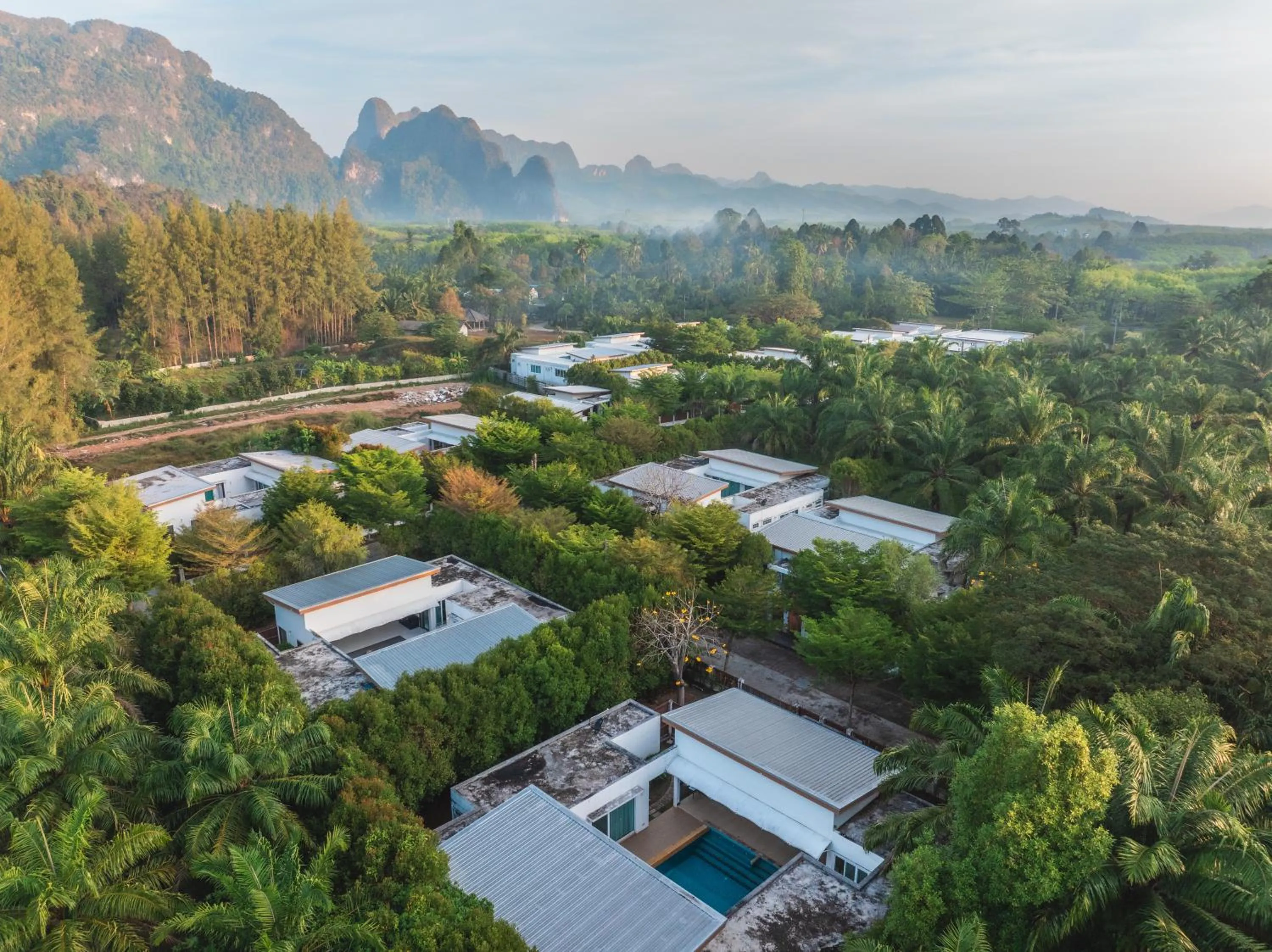 Villa with Private Pool in Bor Saen Pool Villa