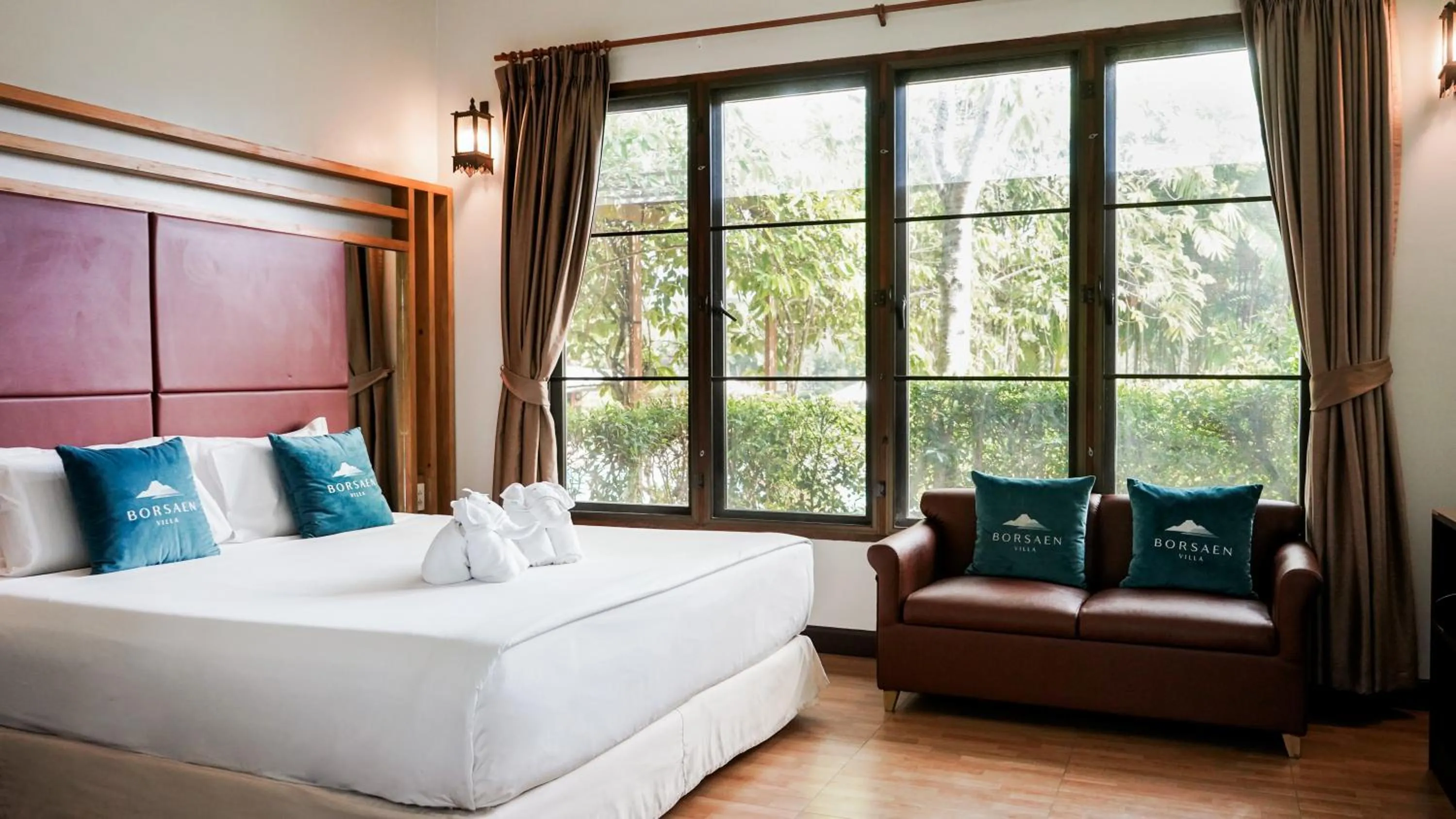 Deluxe Double or Twin Room with Pool Access in Bor Saen Pool Villa