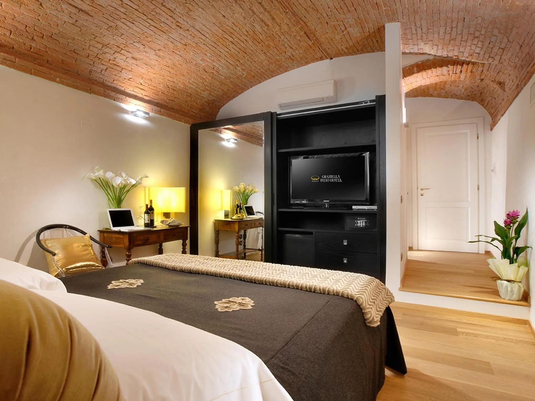 Double Room with Sauna in Graziella Patio Hotel