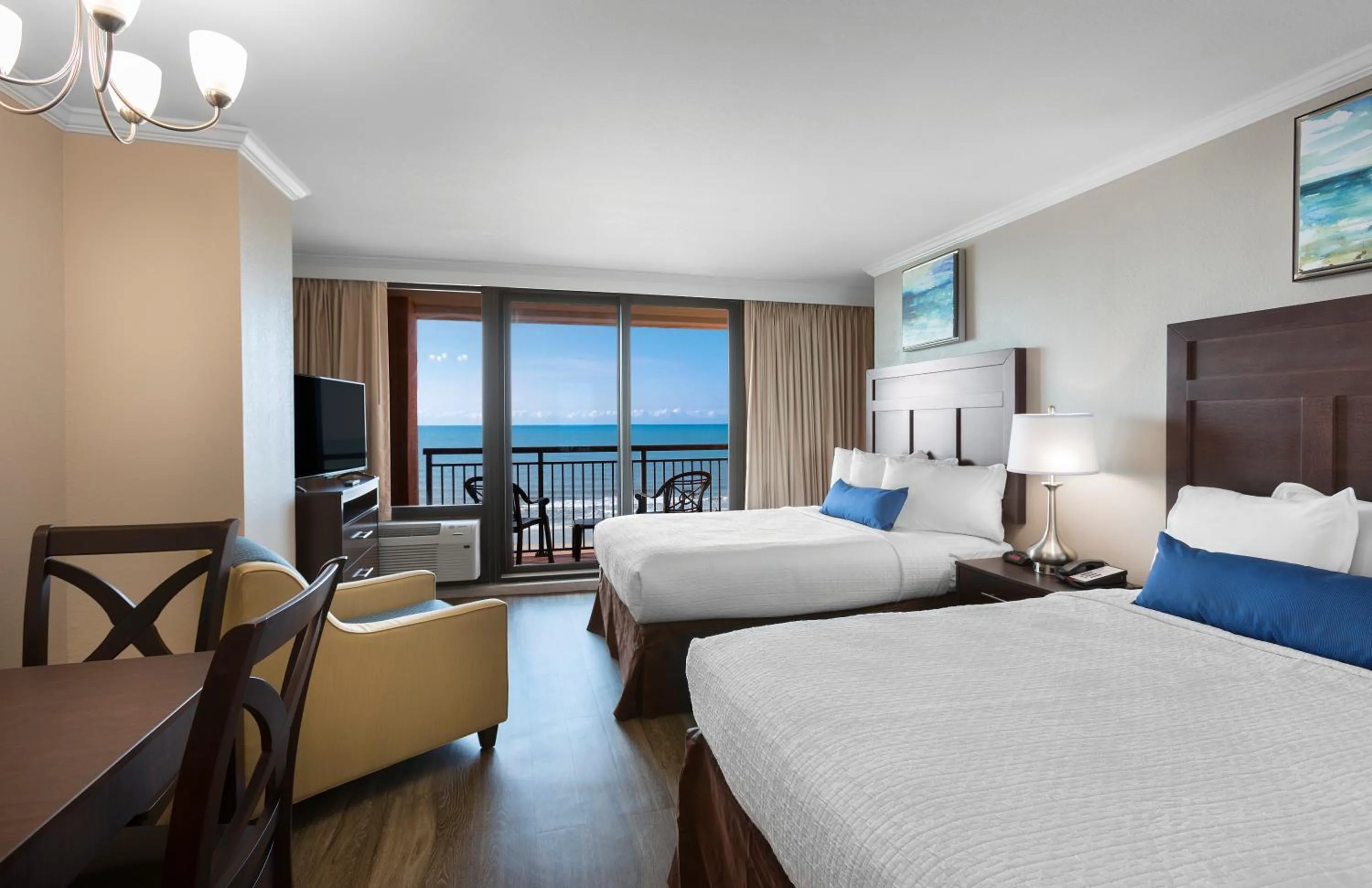 Oceanfront Standard Room and Kitchenette in Caravelle Resort