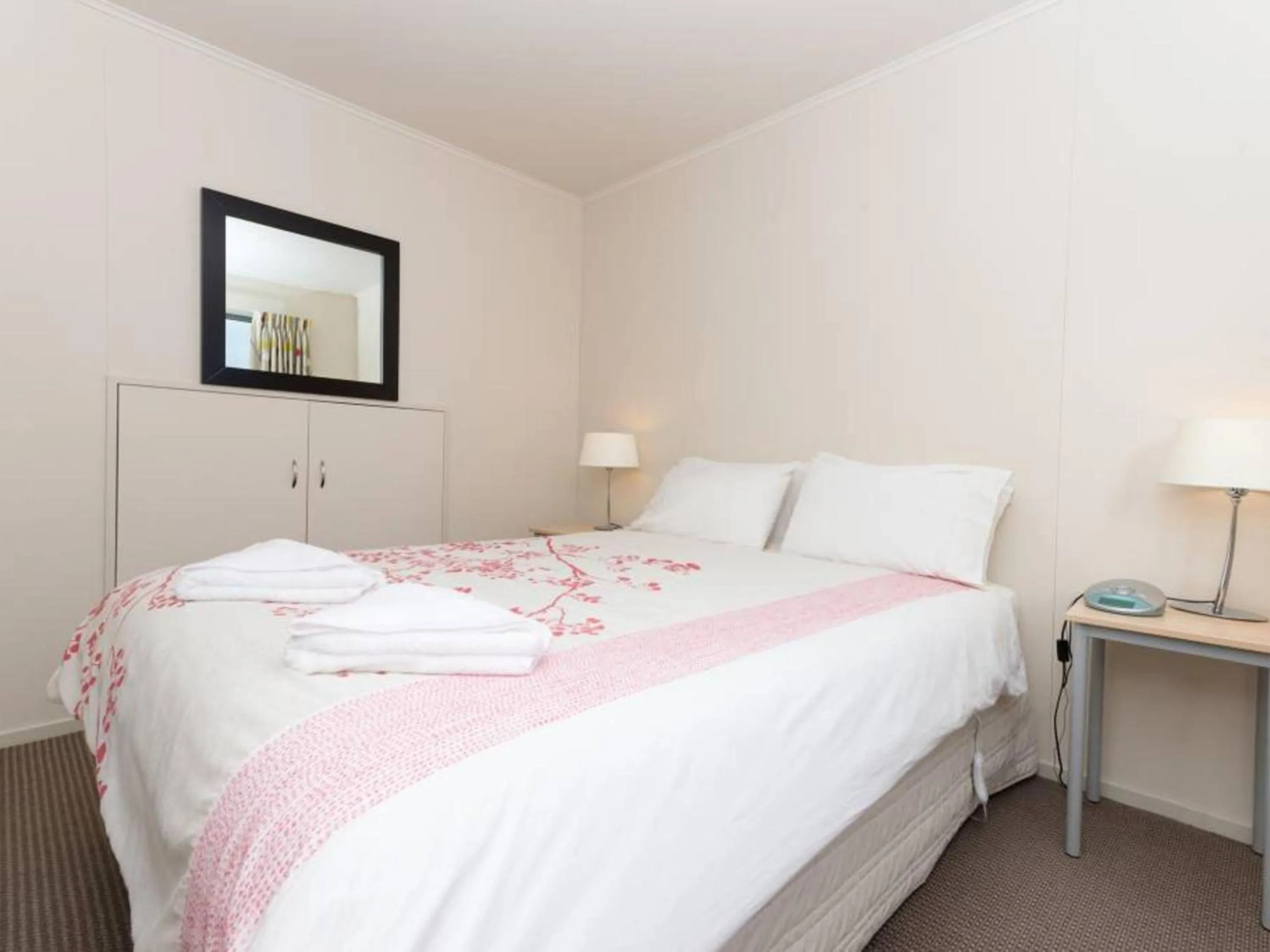 One-Bedroom Apartment in Alpine-Pacific Holiday Park