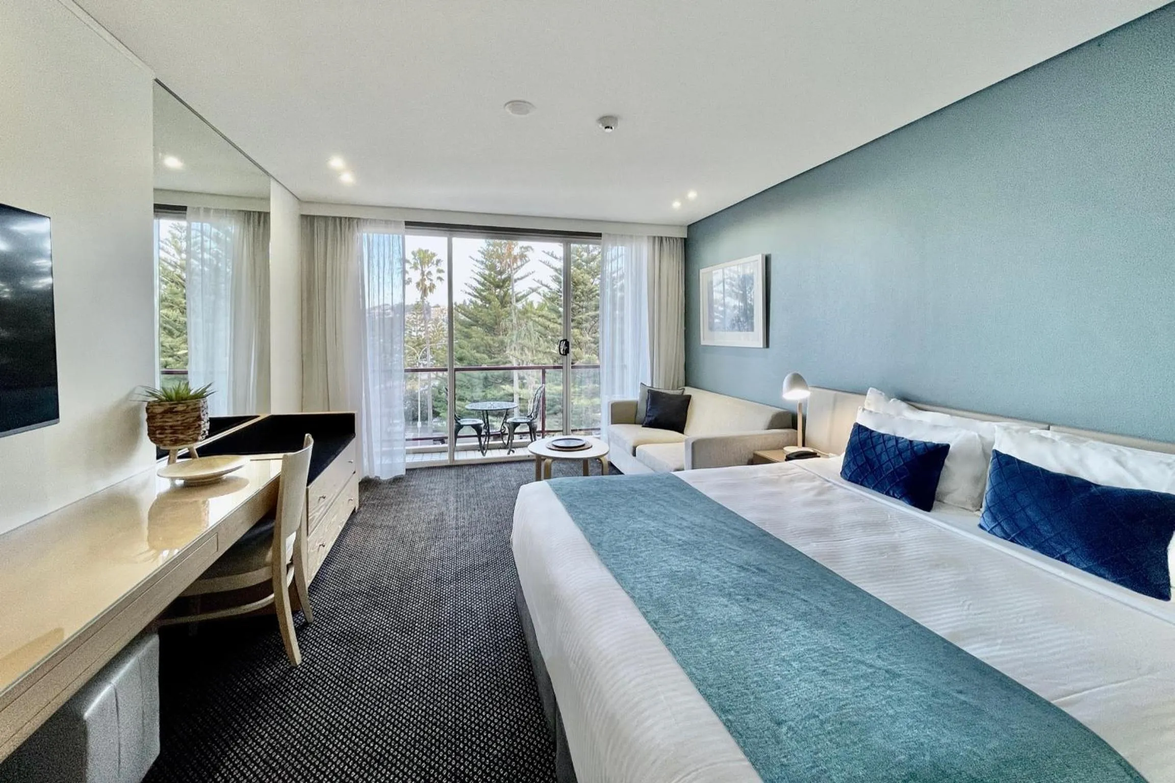 Studio with Ocean View in Coogee Sands Hotel & Apartments