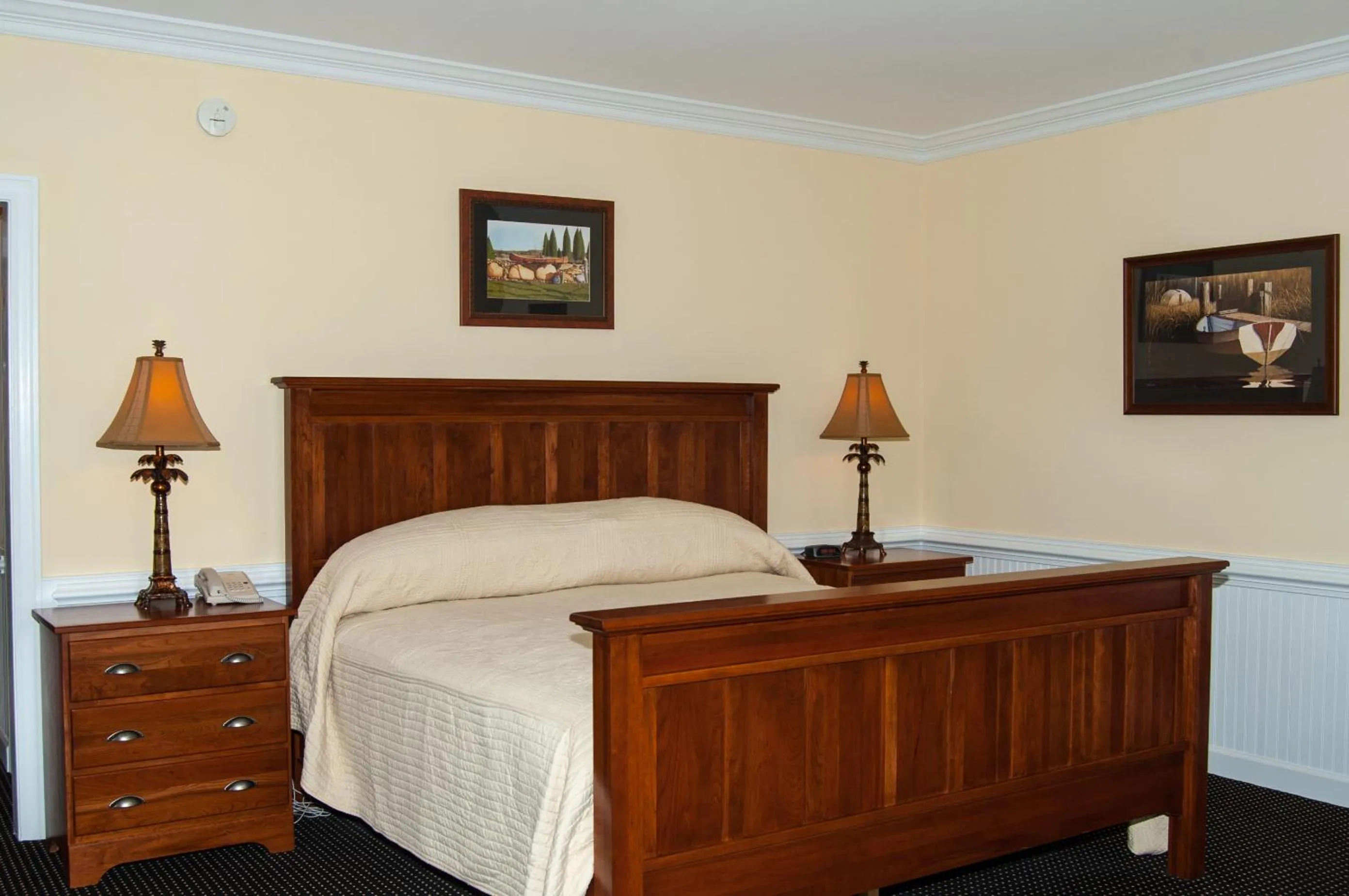 Deluxe Room with Balcony in Smithfield Station