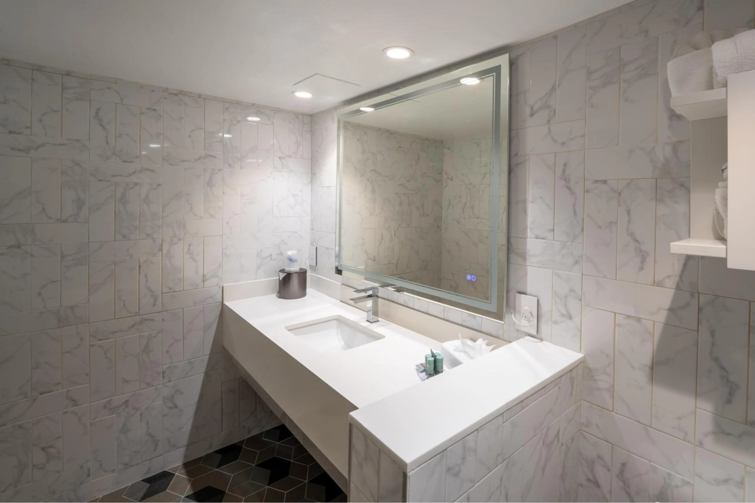 King Room - Non-Smoking in Best Western St. Augustine Beach Inn