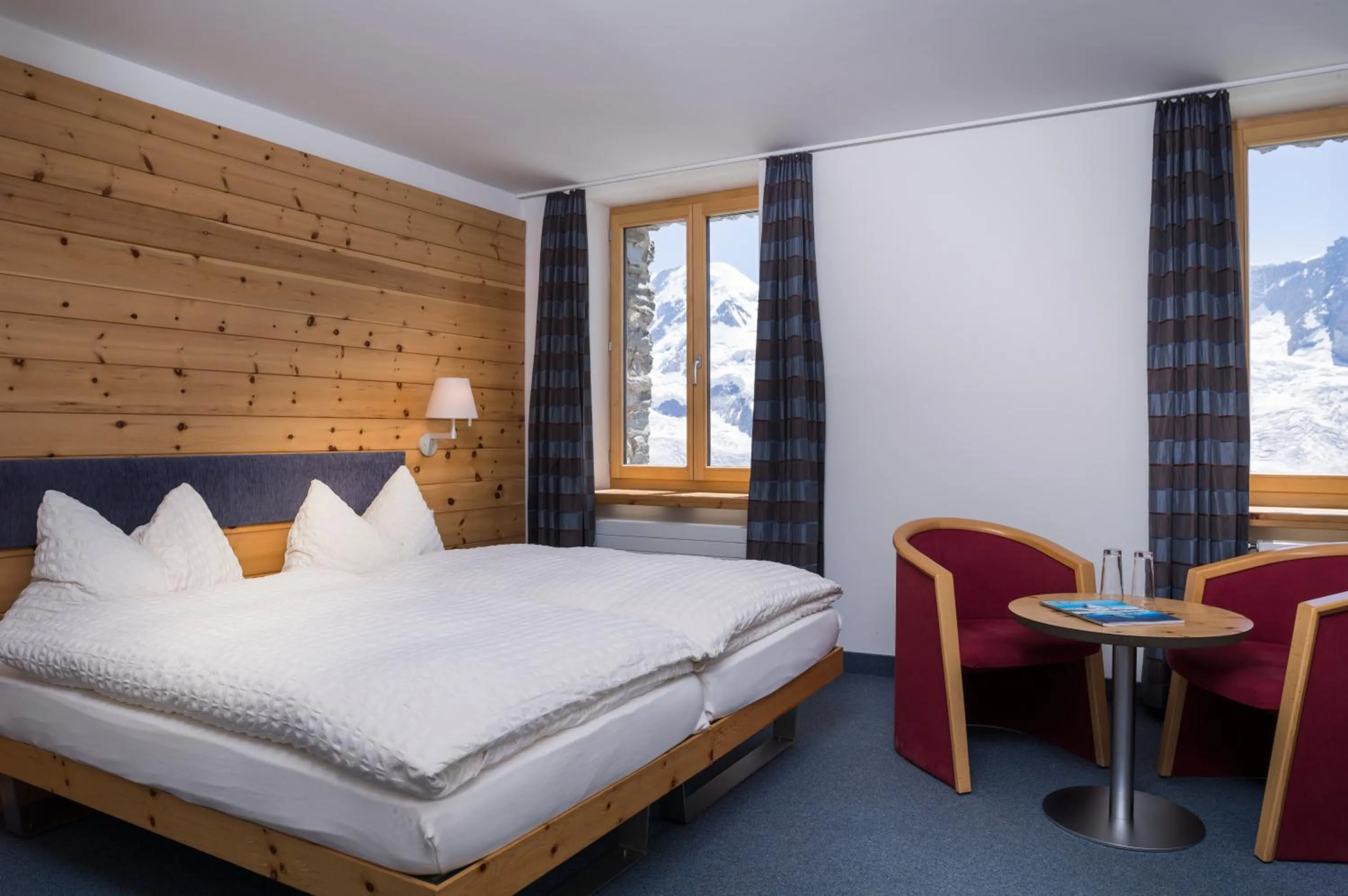 Double Room with Monte Rosa View in 3100 Kulmhotel Gornergrat