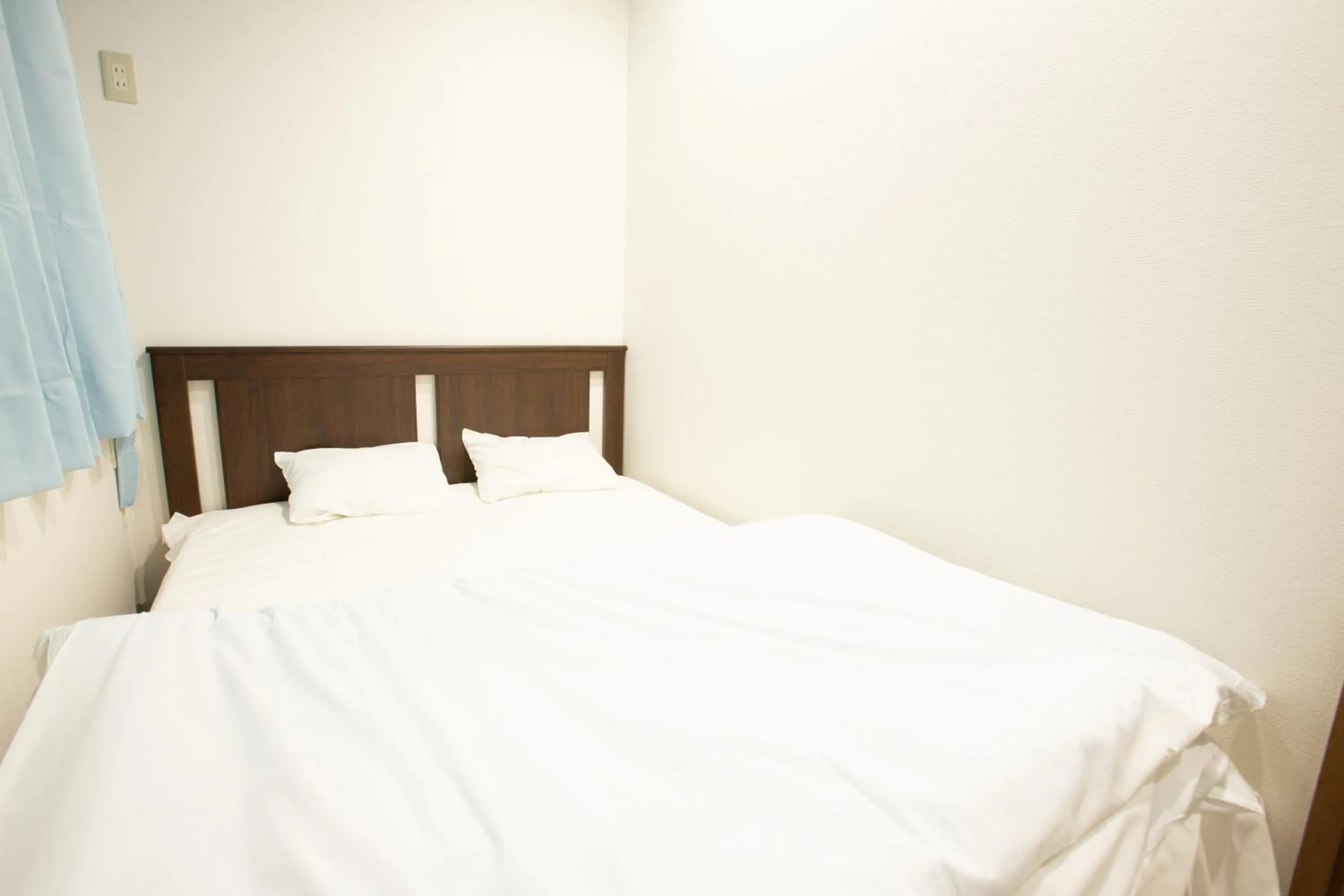 Economy Double Room in 123 Guesthouse