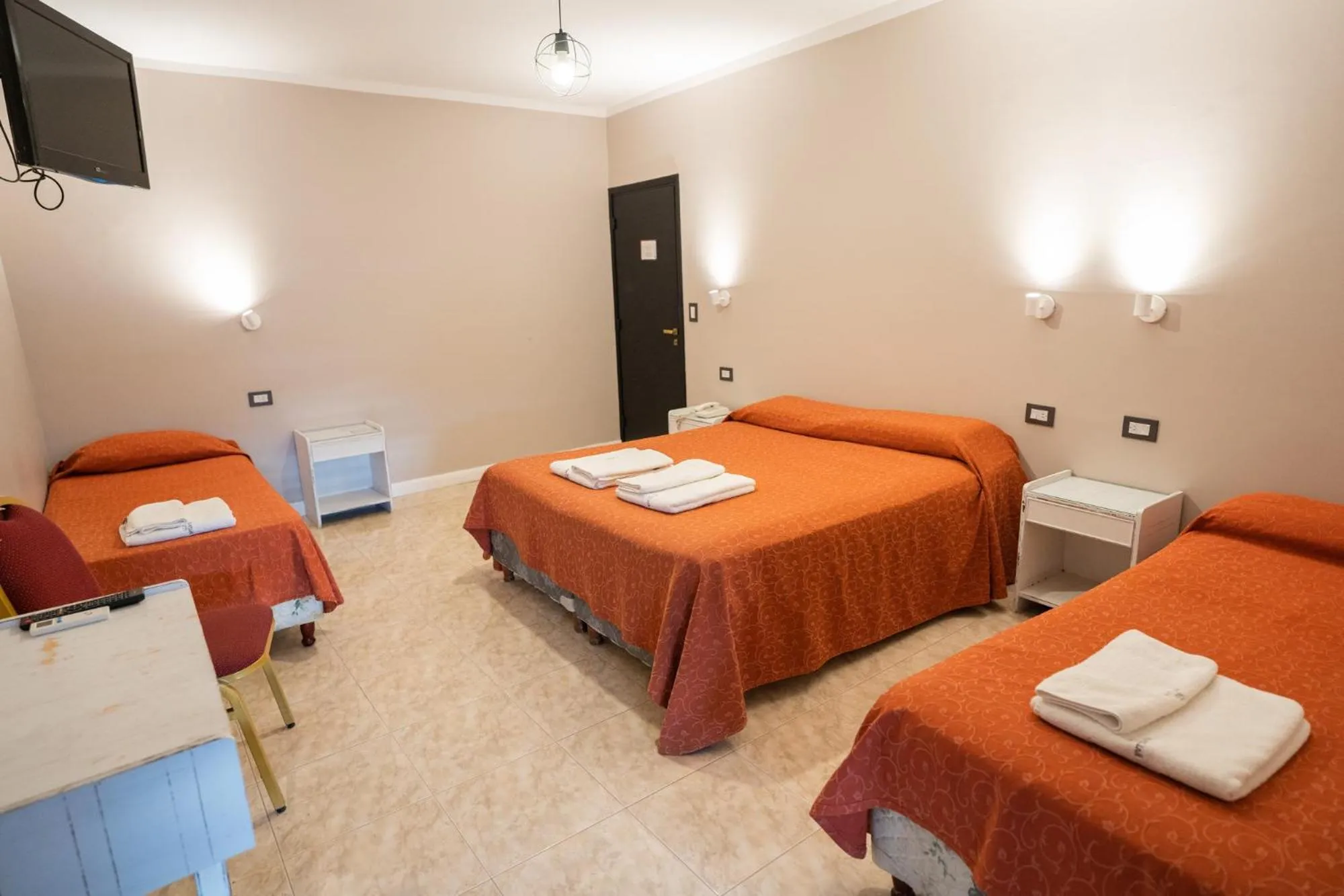 Quadruple Room in Hotel Marilian