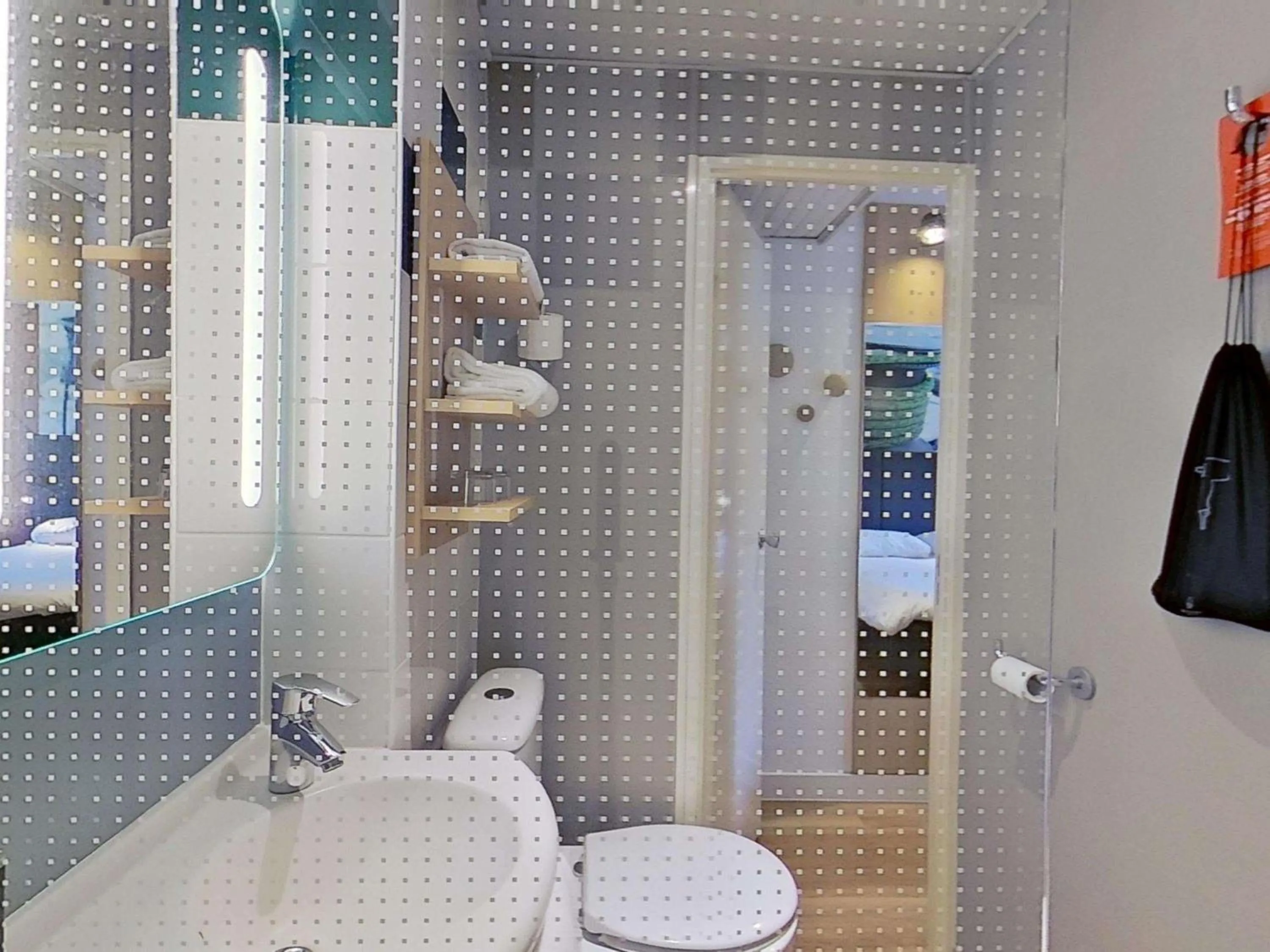 Standard Room with One Double Bed and One Single Bed in ibis Vannes