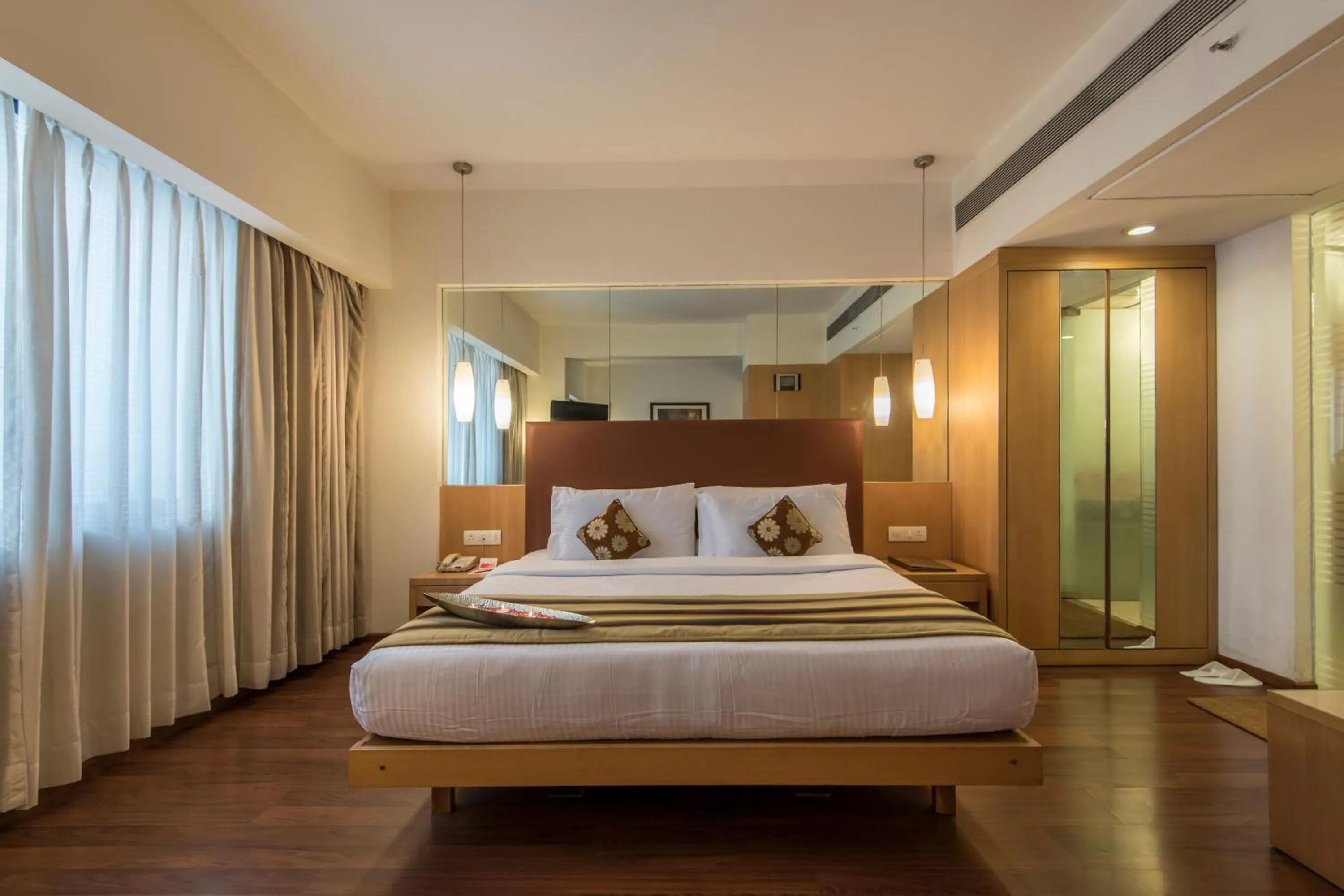 Suite Room - single occupancy in Park Ornate Hotel Viman Nagar