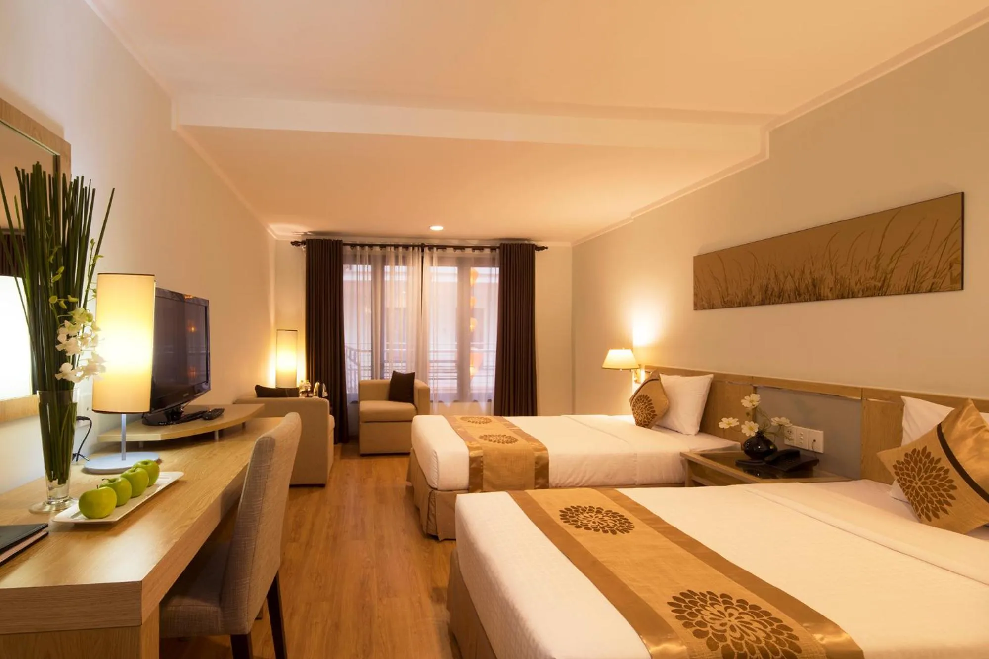 Deluxe Twin with window internal view - single occupancy in Vien Dong Hotel - Near Bui Vien Walking Street