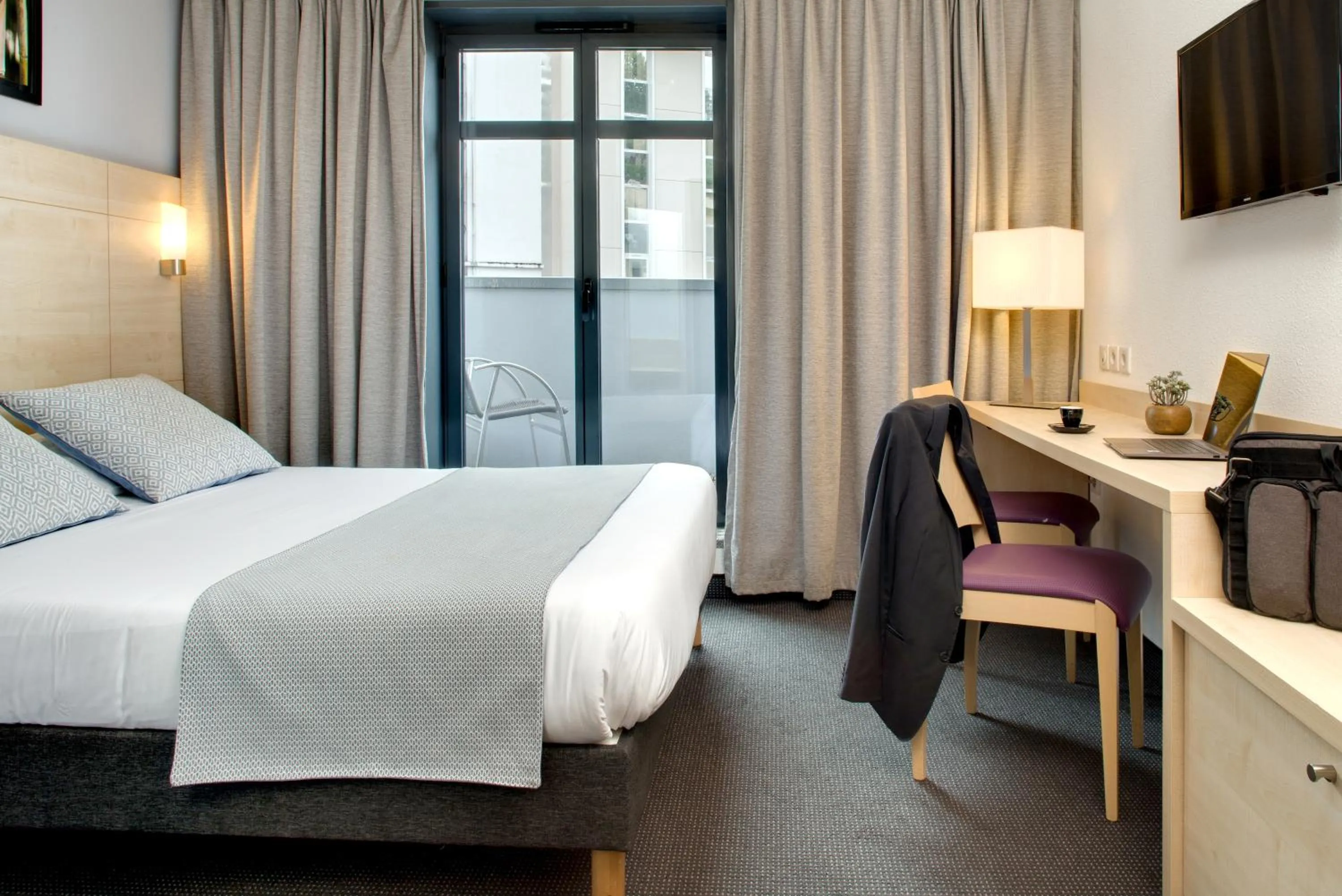 Single Room in Hôtel Padoue