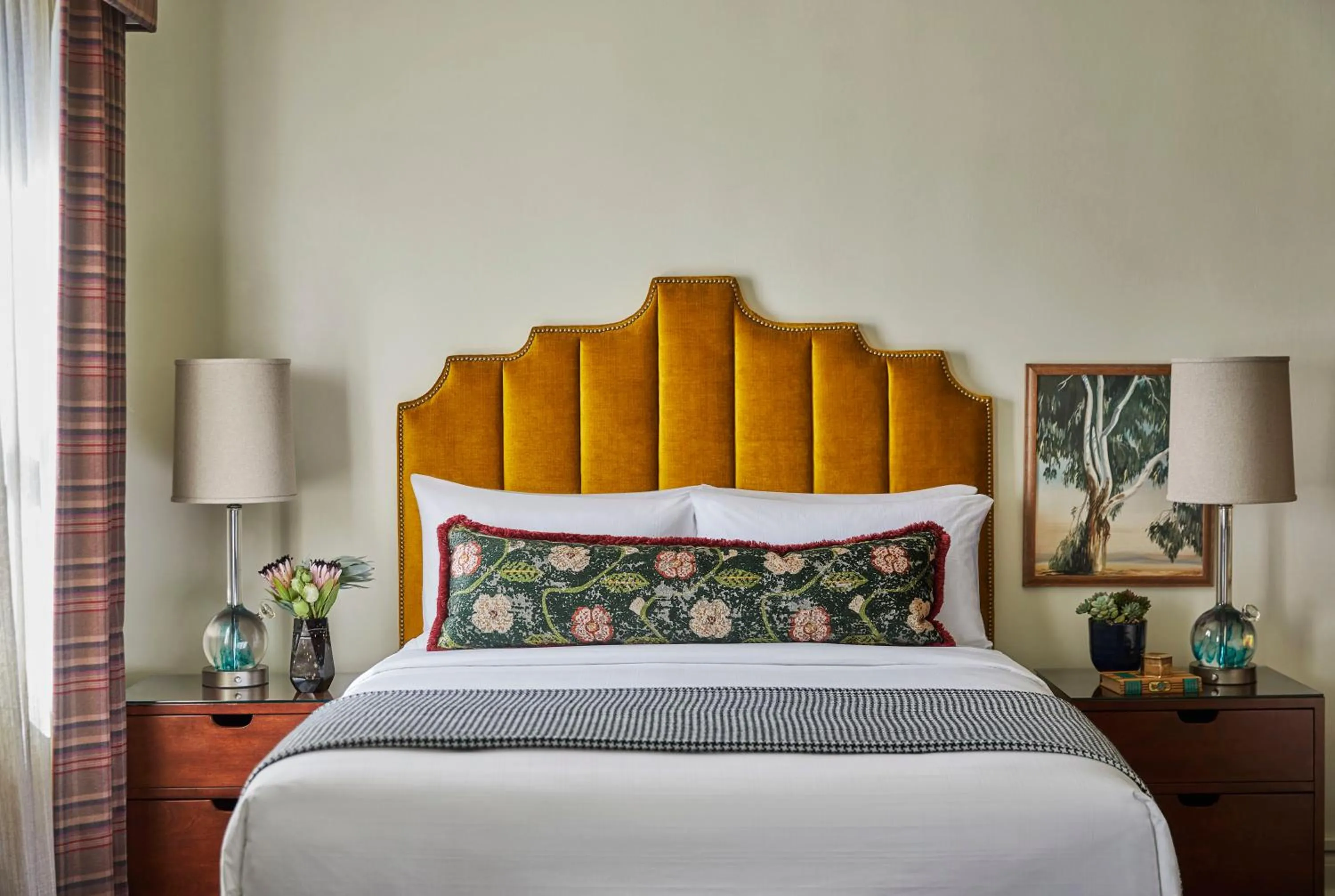 Graduate King Room with Bay View in Graduate by Hilton Berkeley