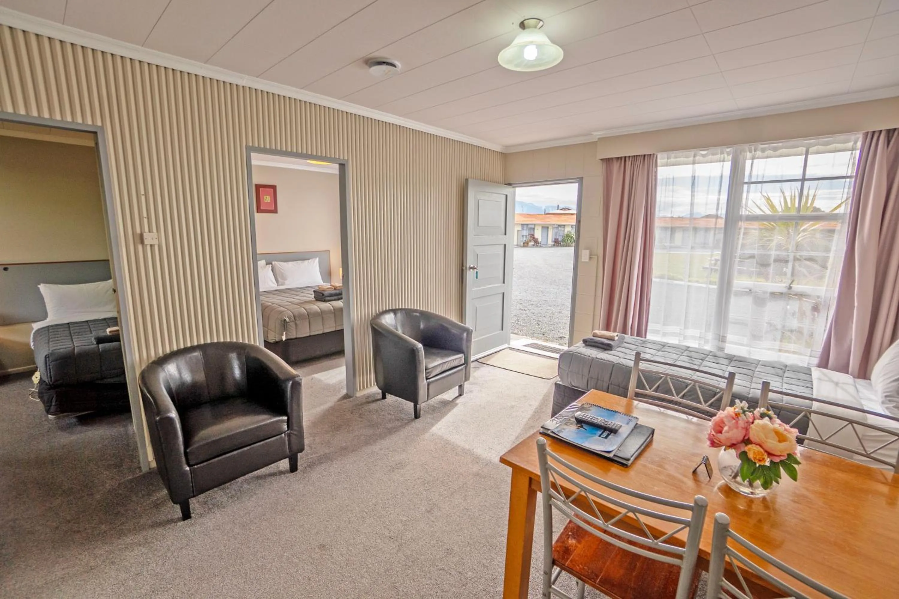 Superior Two-Bedroom Apartment in Kaikoura Motor Inn
