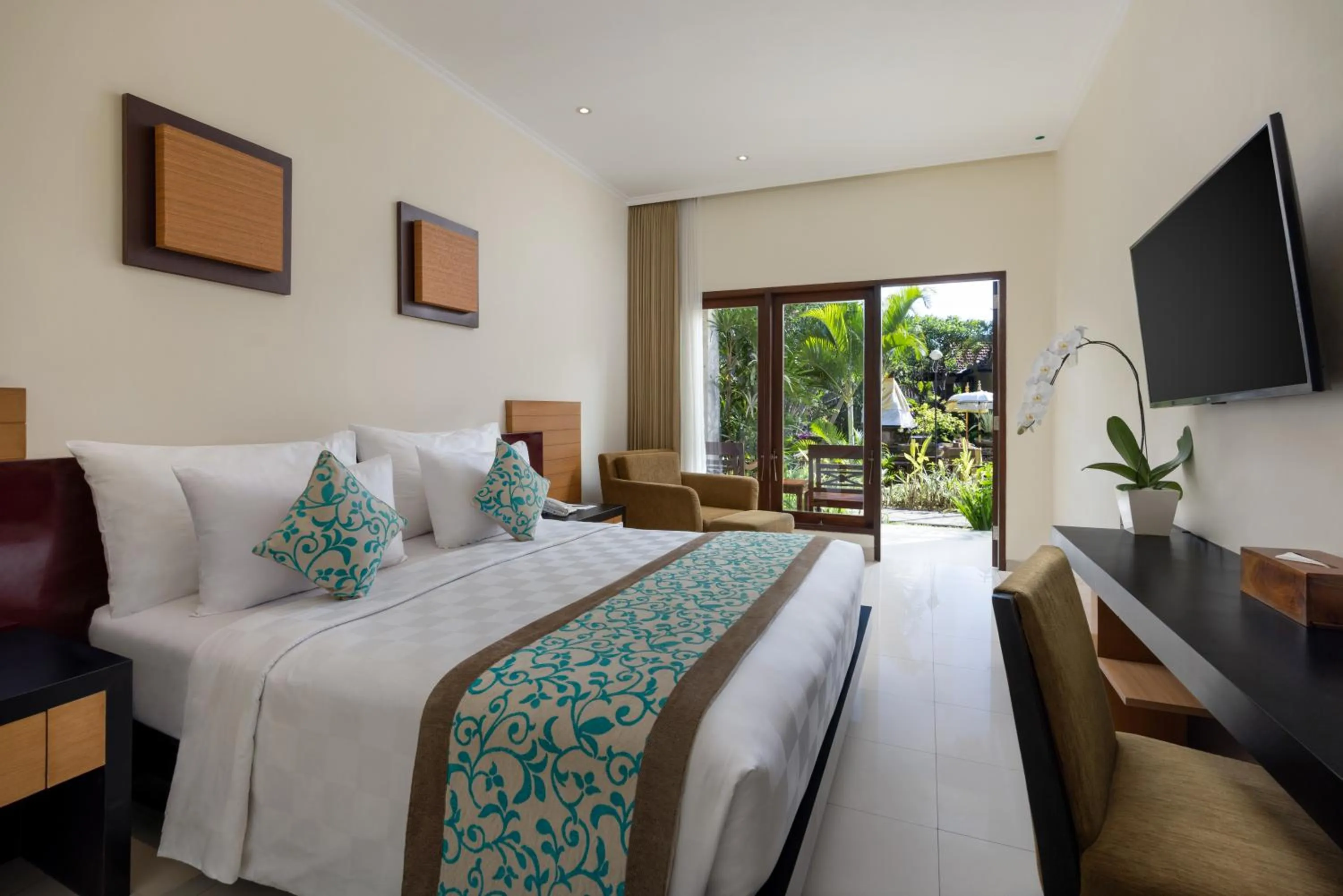 Deluxe Double or Twin Room in Adhi Jaya Hotel