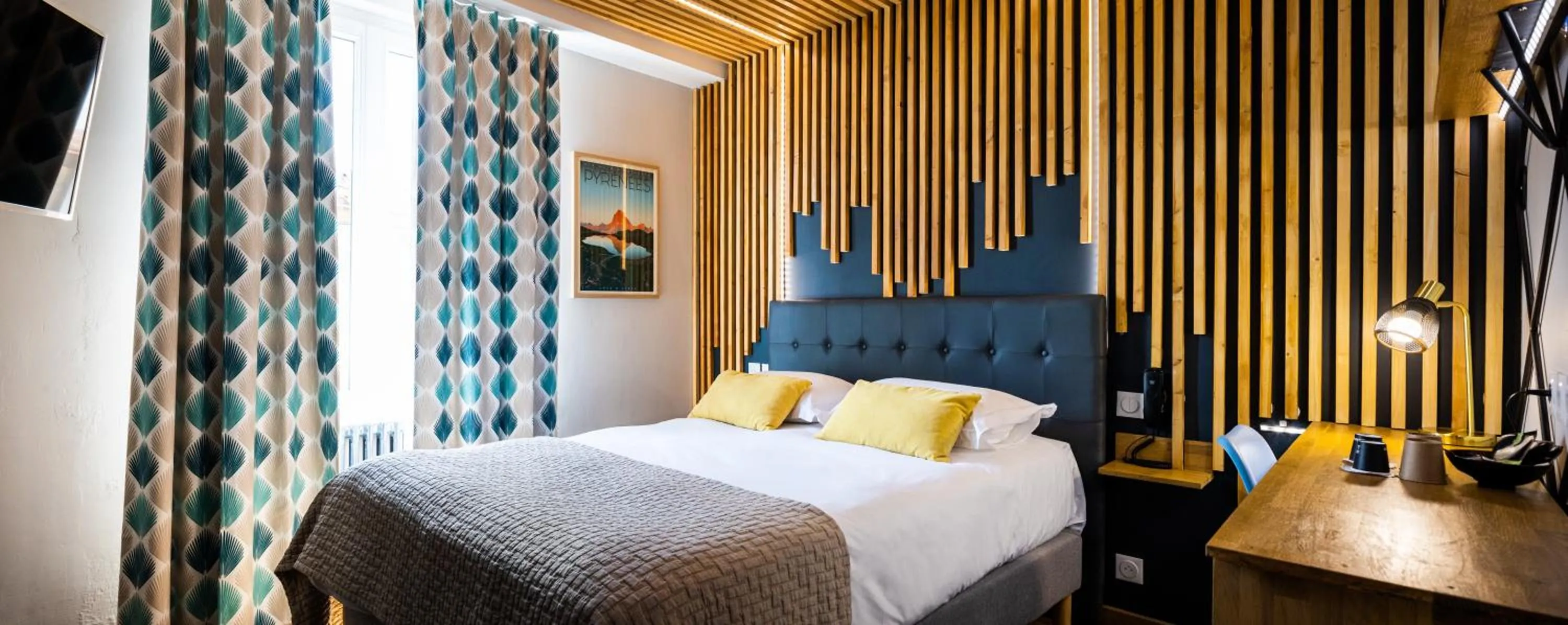 Standard Double Room in Auberge du Poids Public Logis Hotel