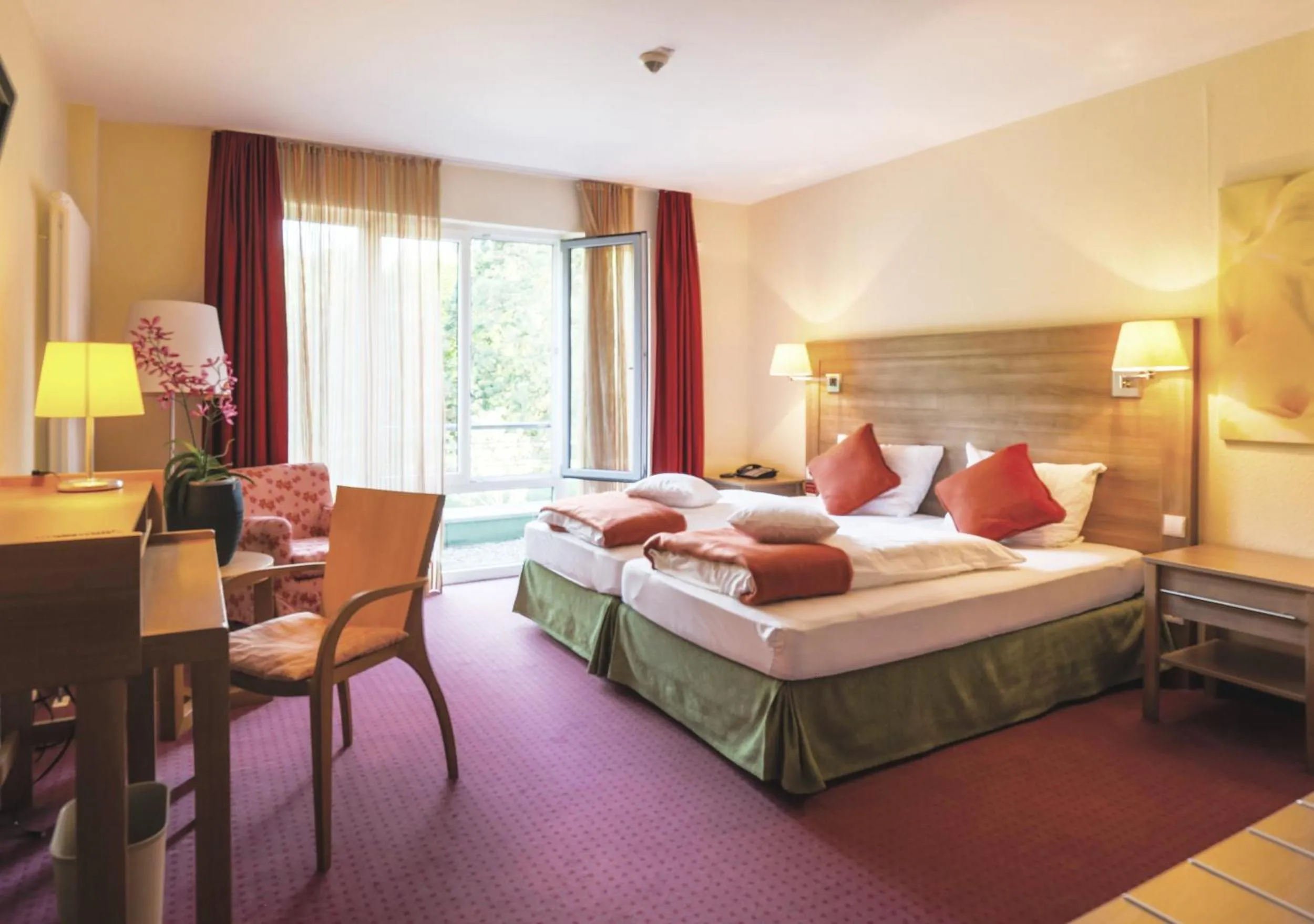 Double Room with Panoramic View in Nashira Kurpark Hotel