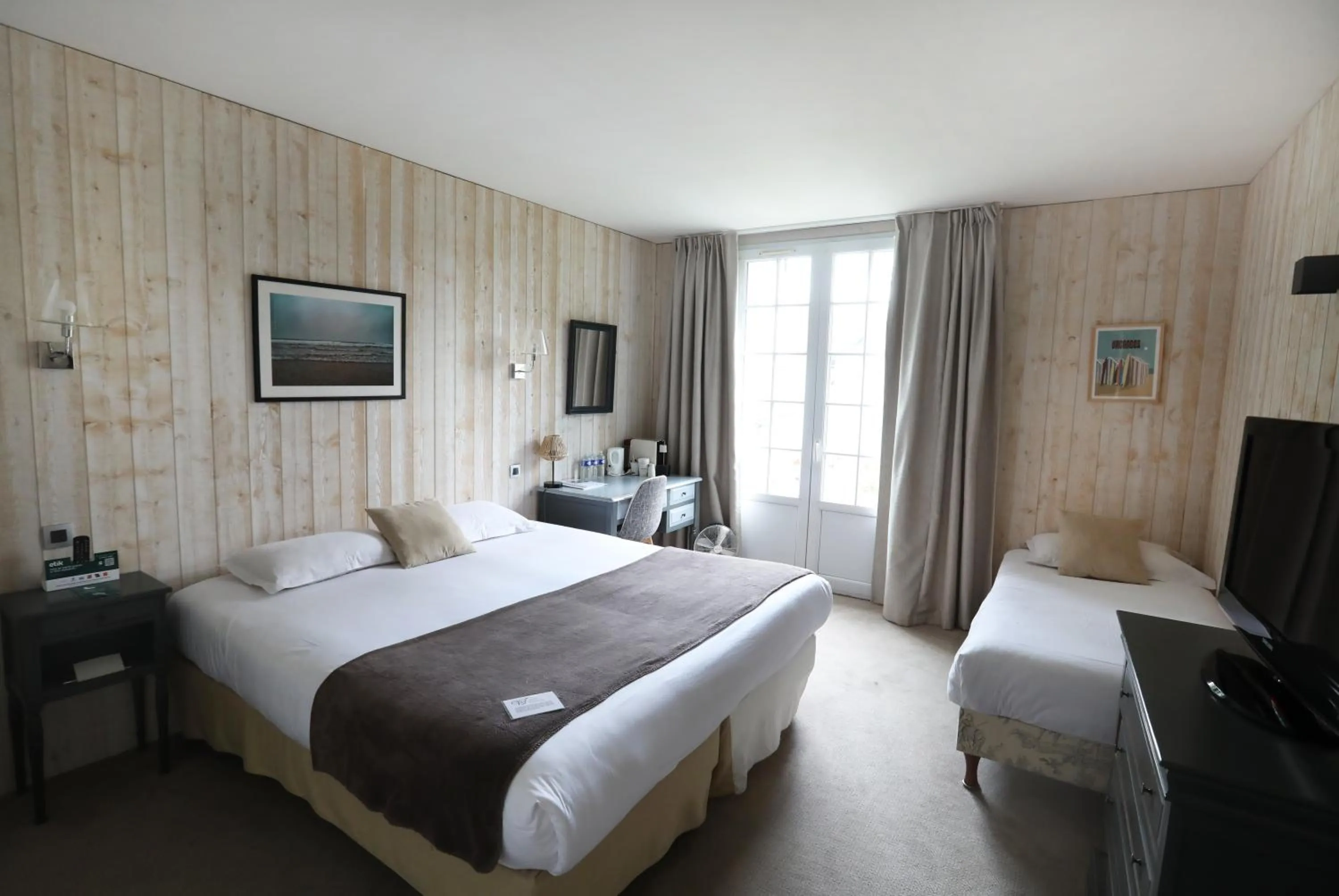 Triple Room in Hôtel Villa Flornoy Pornichet Baie de la Baule