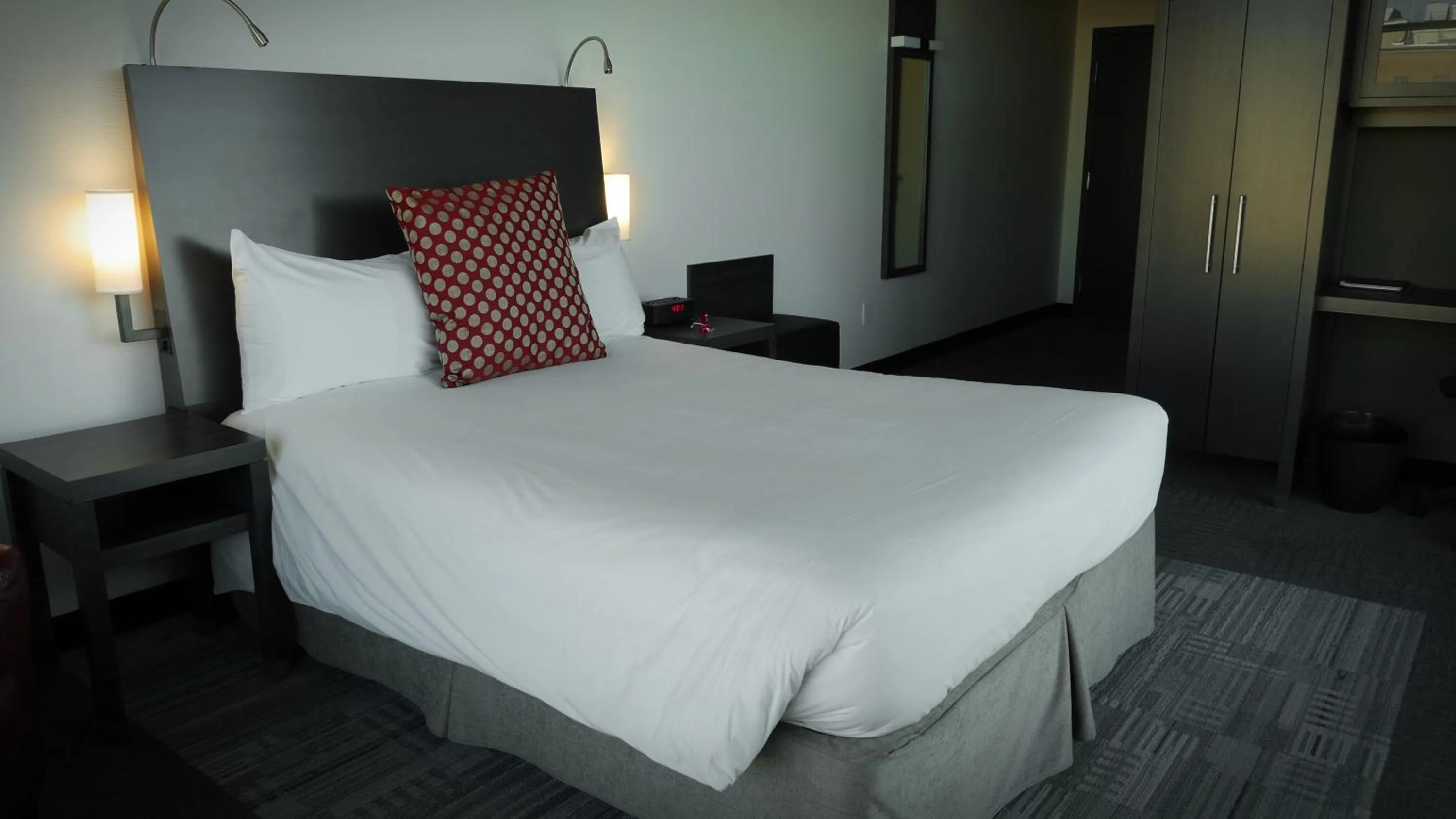 Standard Queen Room - single occupancy in Grand Hotel Times Sherbrooke