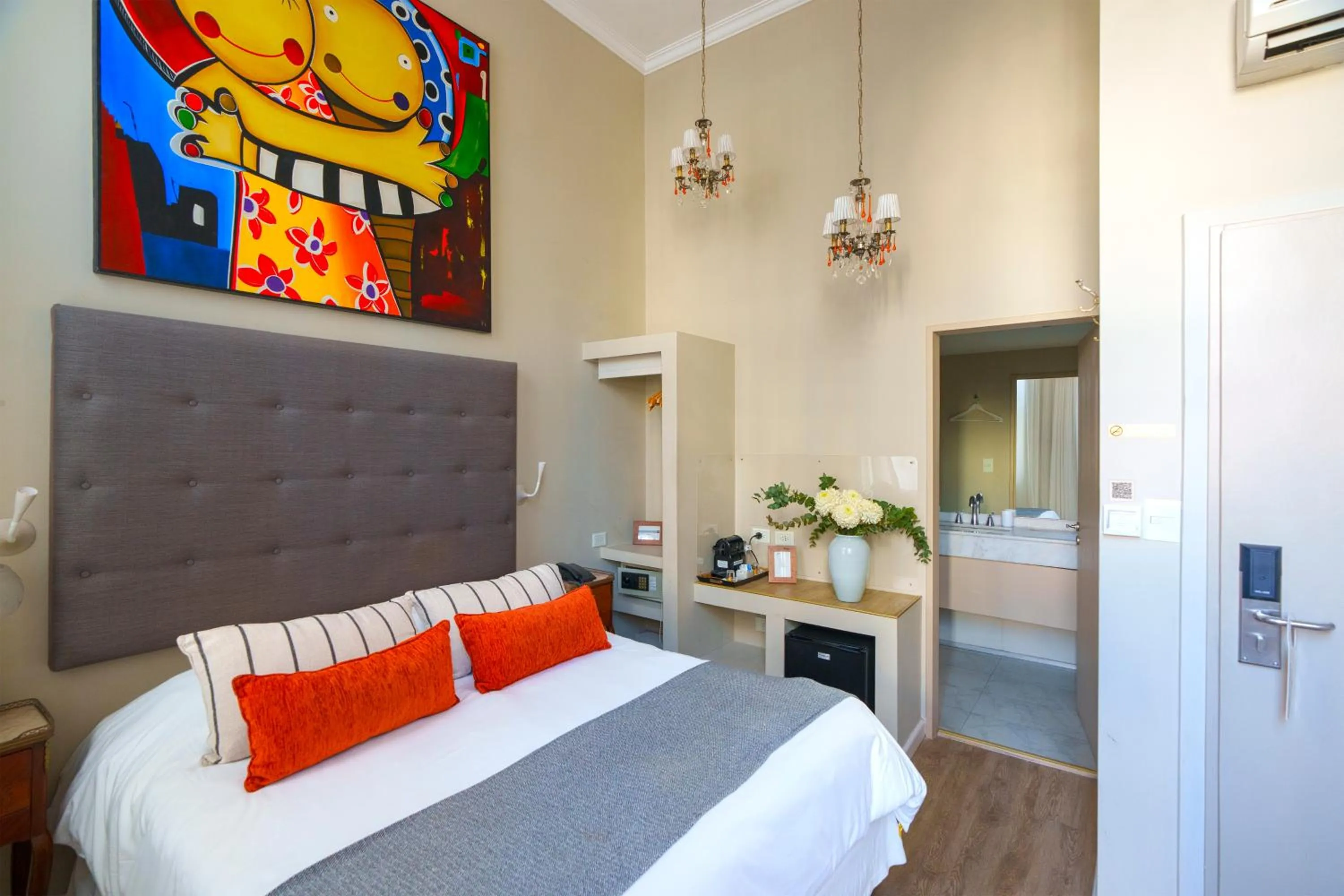 Deluxe Double Room with Hot Tub in Rendez Vous Hotel Buenos Aires