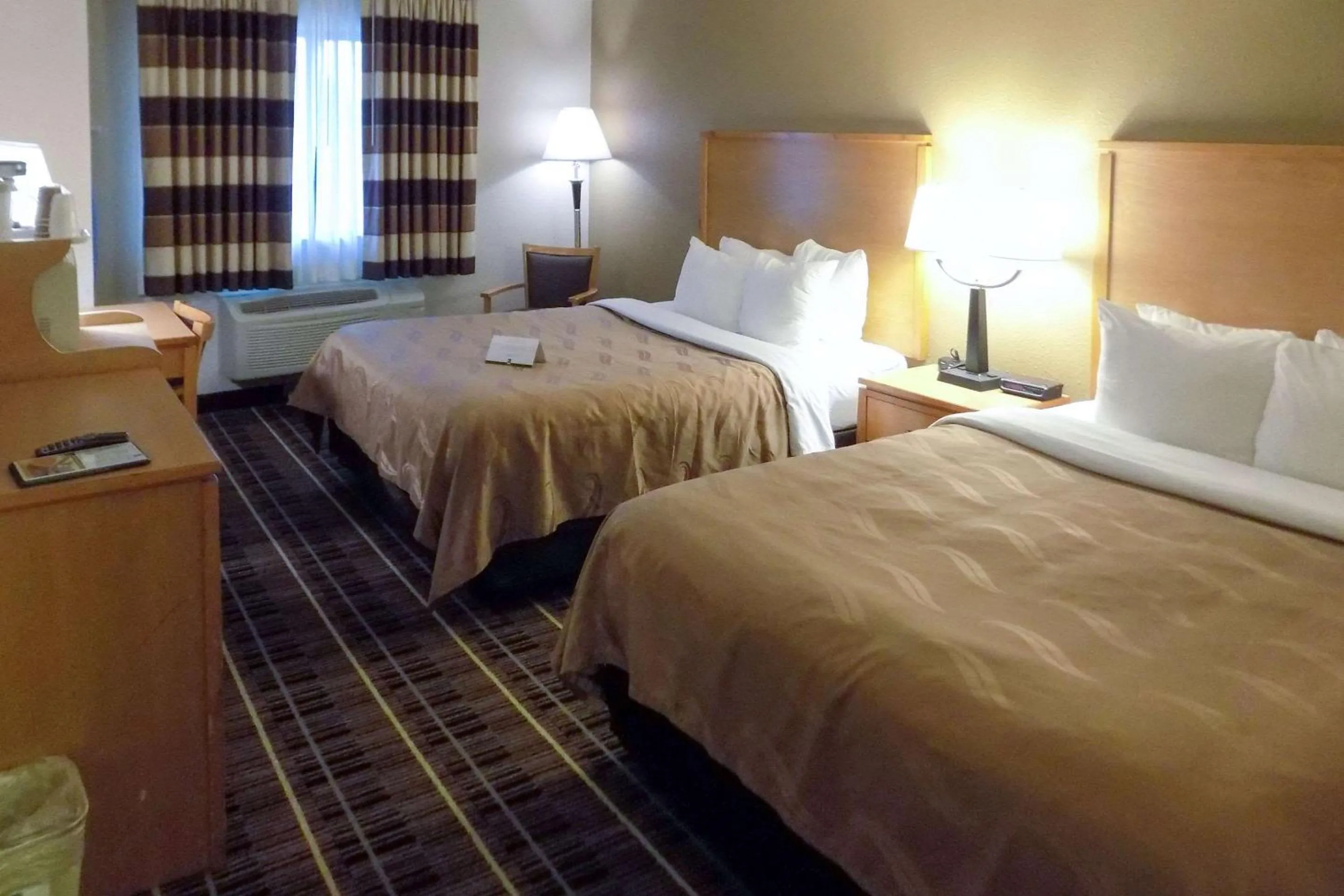 Queen Room with Two Queen Beds in Quality Inn DFW Airport North - Irving