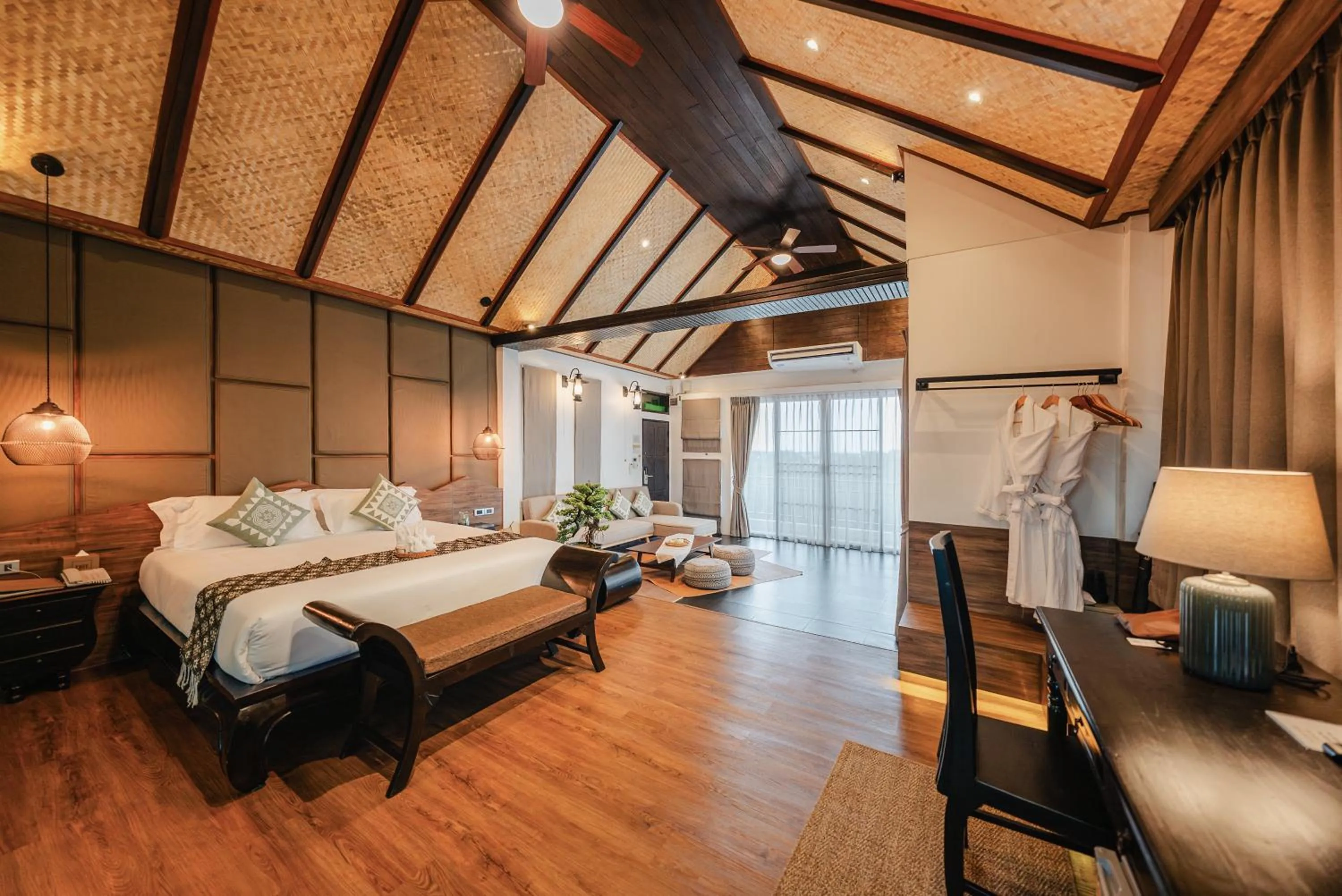 Grand Suite in THEE Kashatharn by TH District