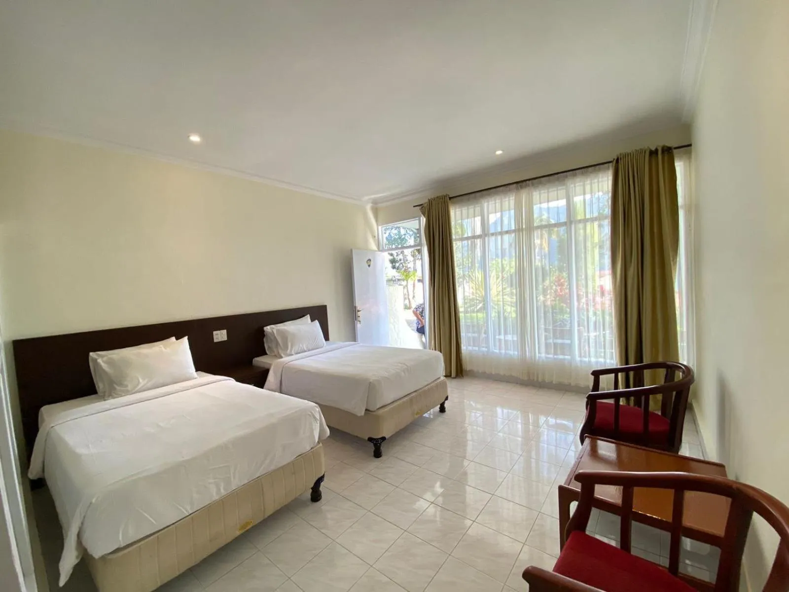 Family Room in Khas Parapat