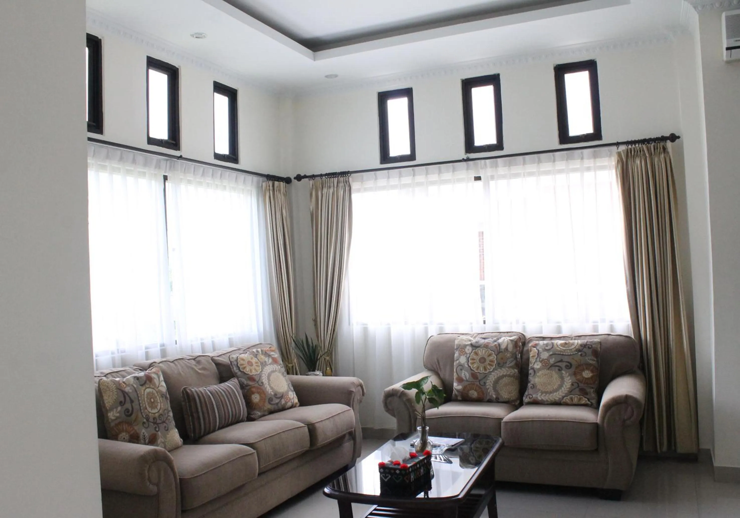 Suite with Lake View in Khas Parapat