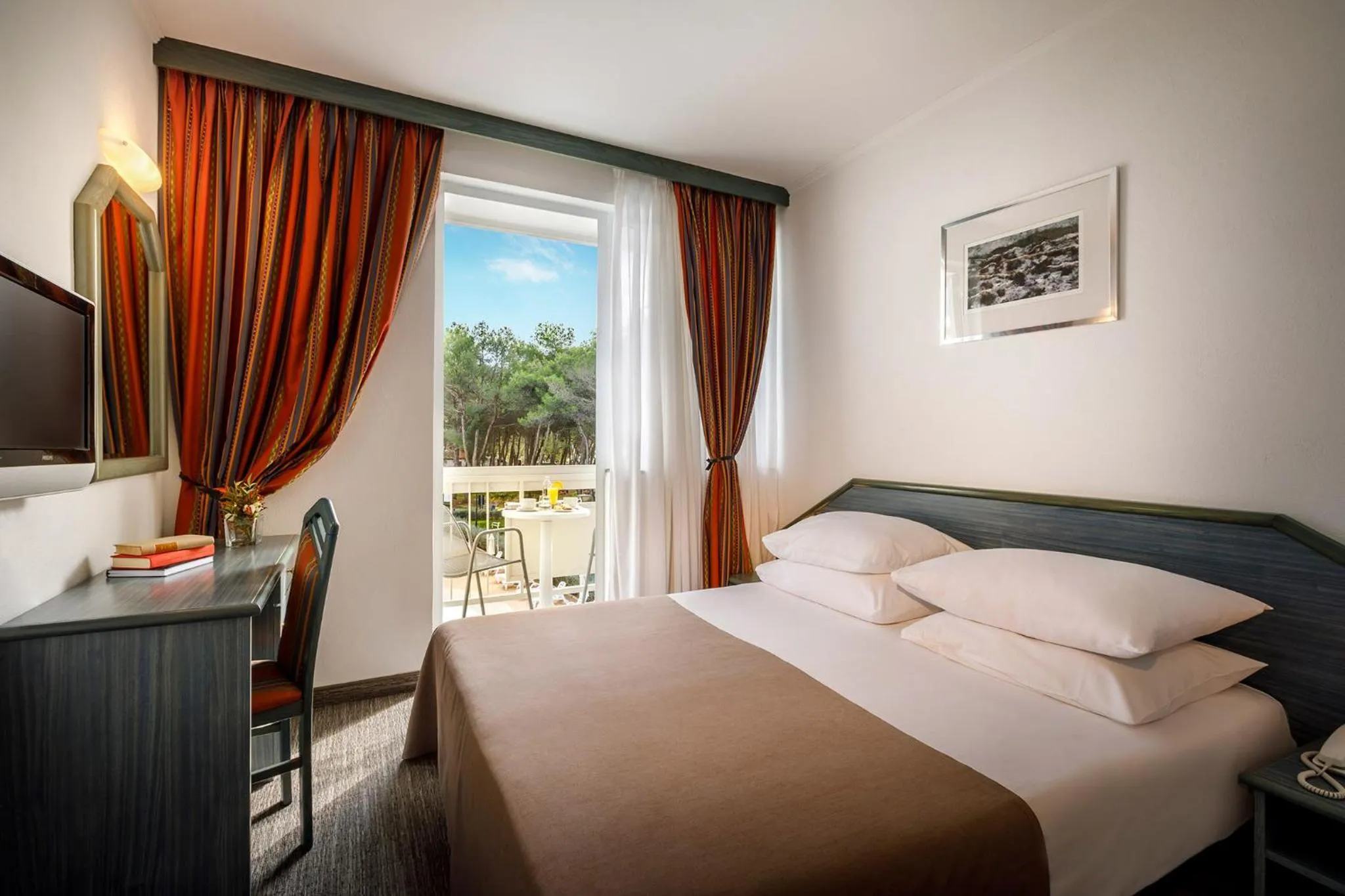 Double Room with Seaside Balcony in Laguna Maradiso Hotel by Aminess