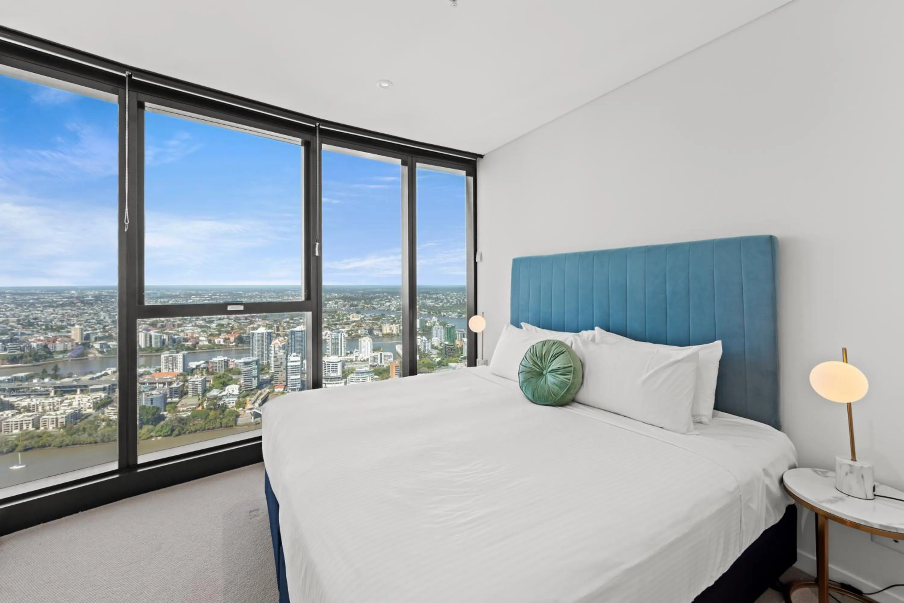 One Bedroom Sky High Apartment in Brisbane Skytower by CLLIX