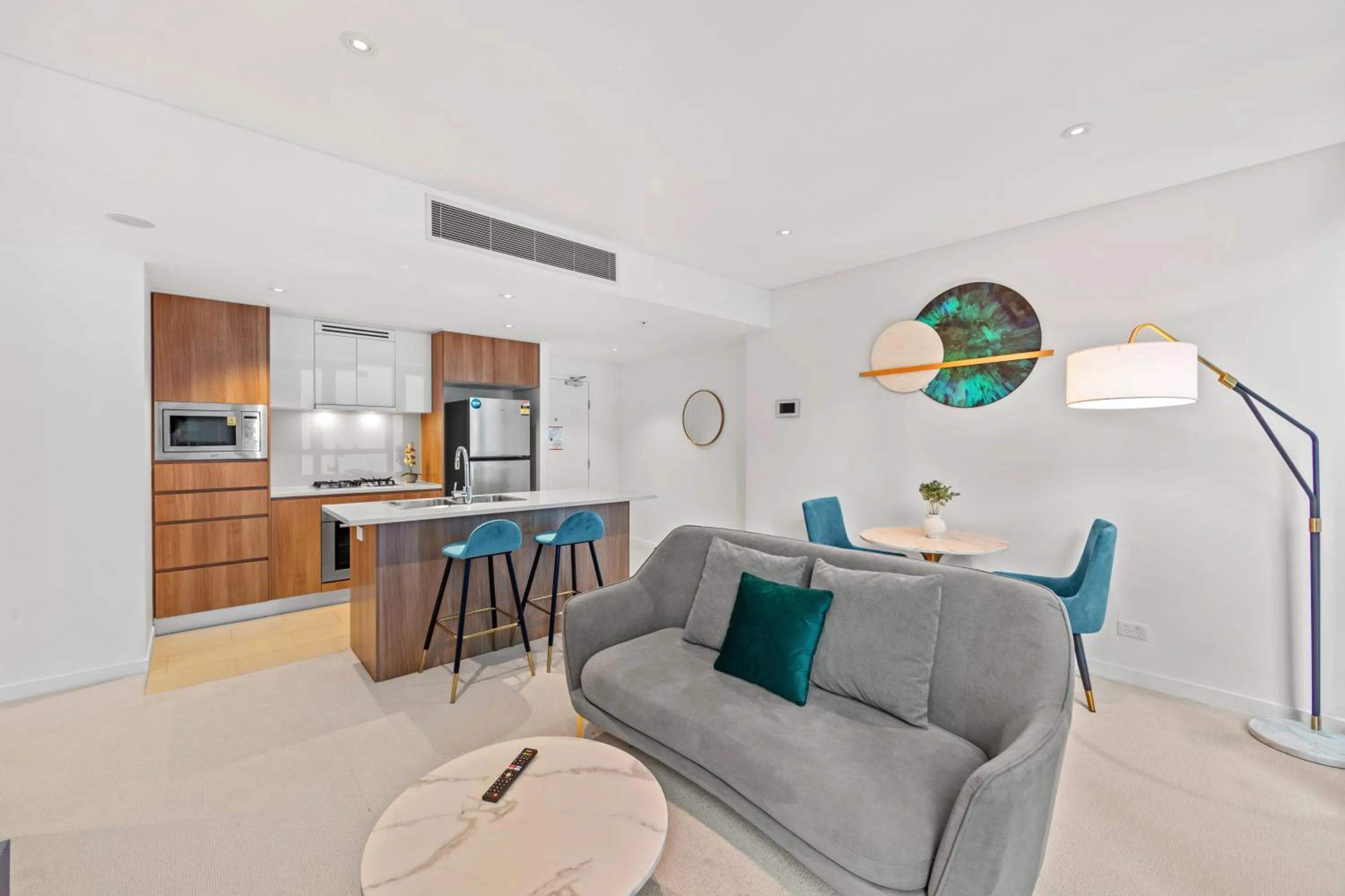 One Bedroom Apartment in Brisbane Skytower by CLLIX