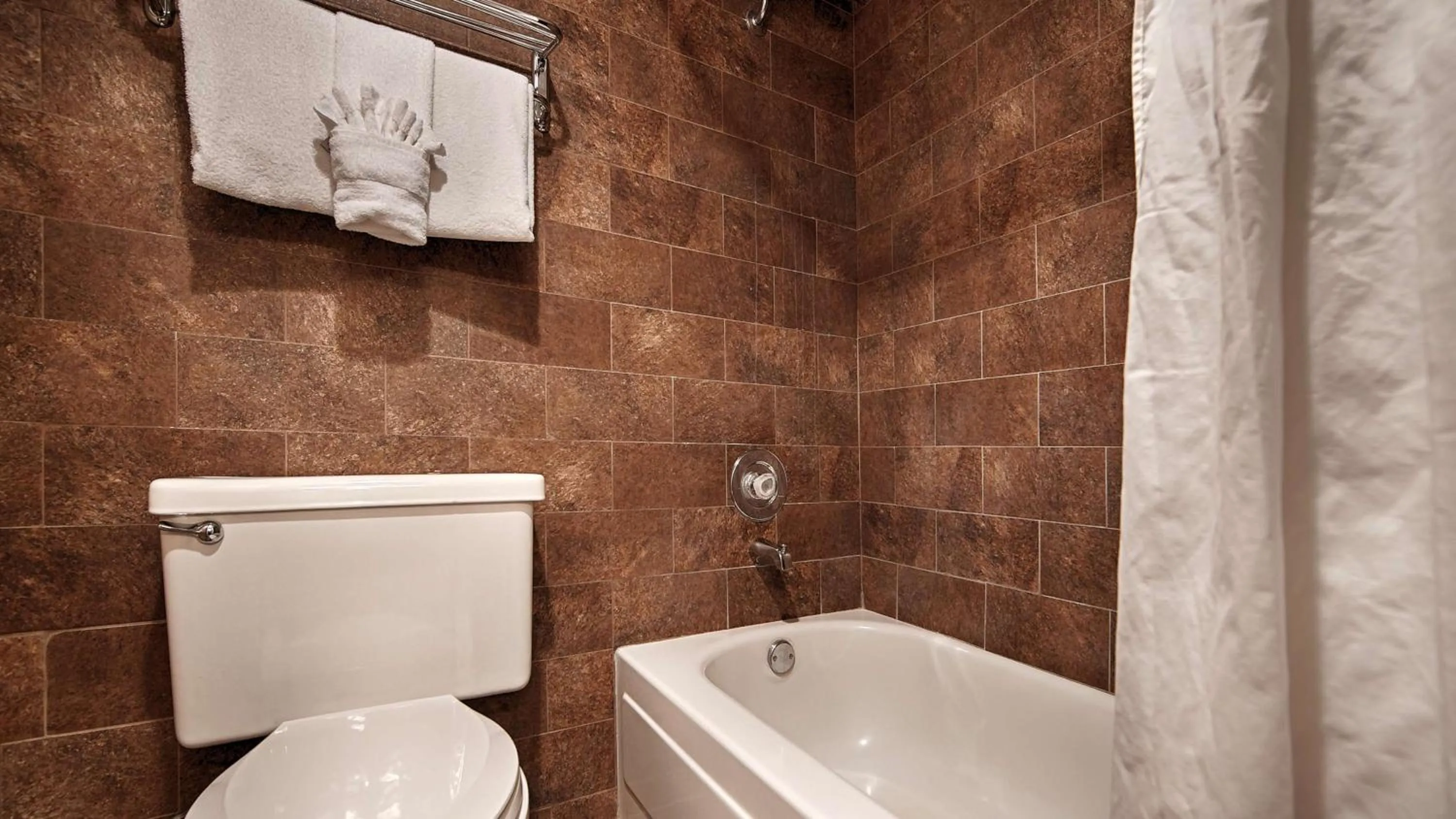 King Suite with Kitchenette - Non-smoking in Best Western Yuma Mall Hotel & Suites