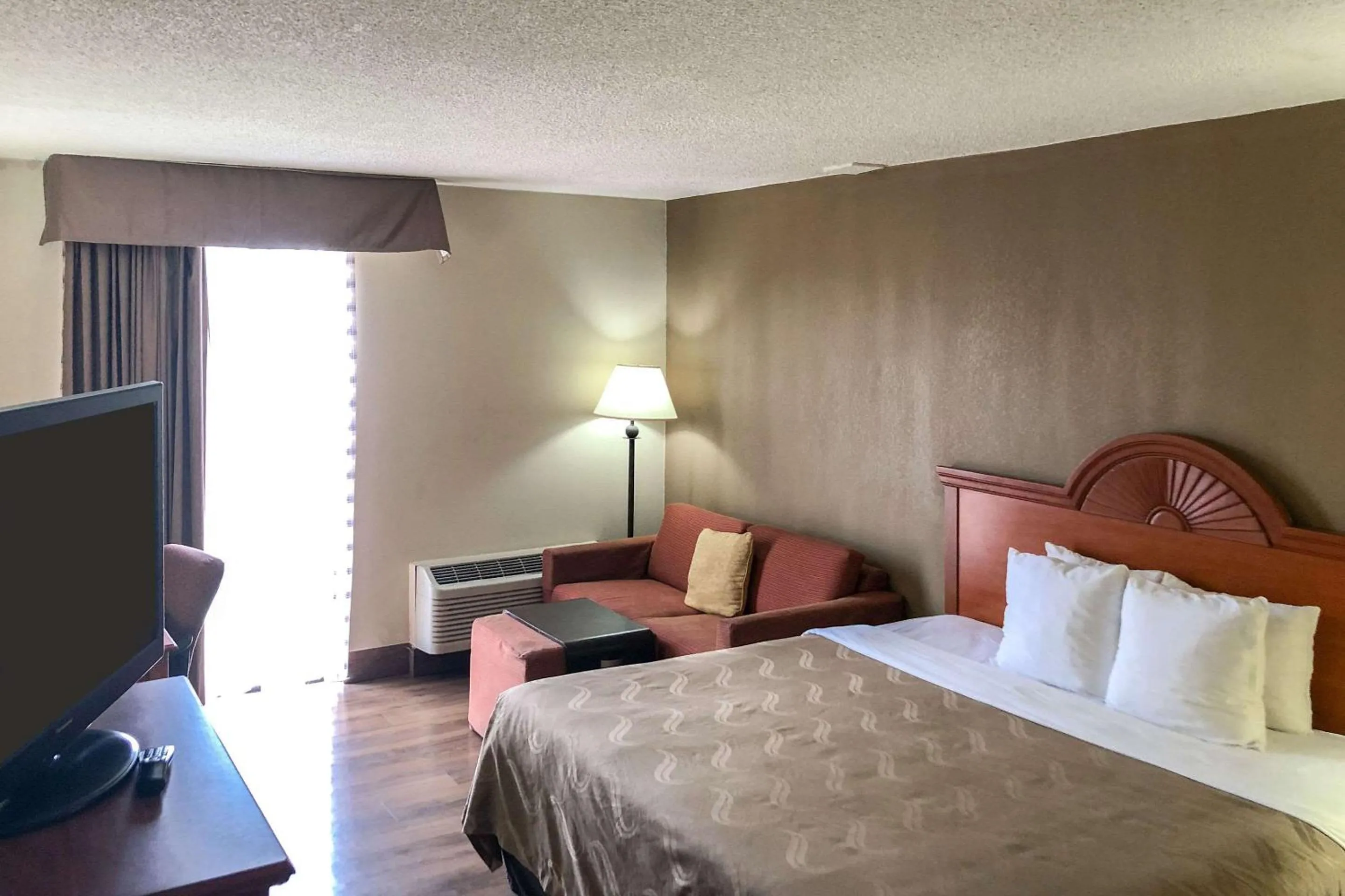 King Room - Accessible/Non-Smoking in Quality Inn Near Joint Base Andrews-Washington Area