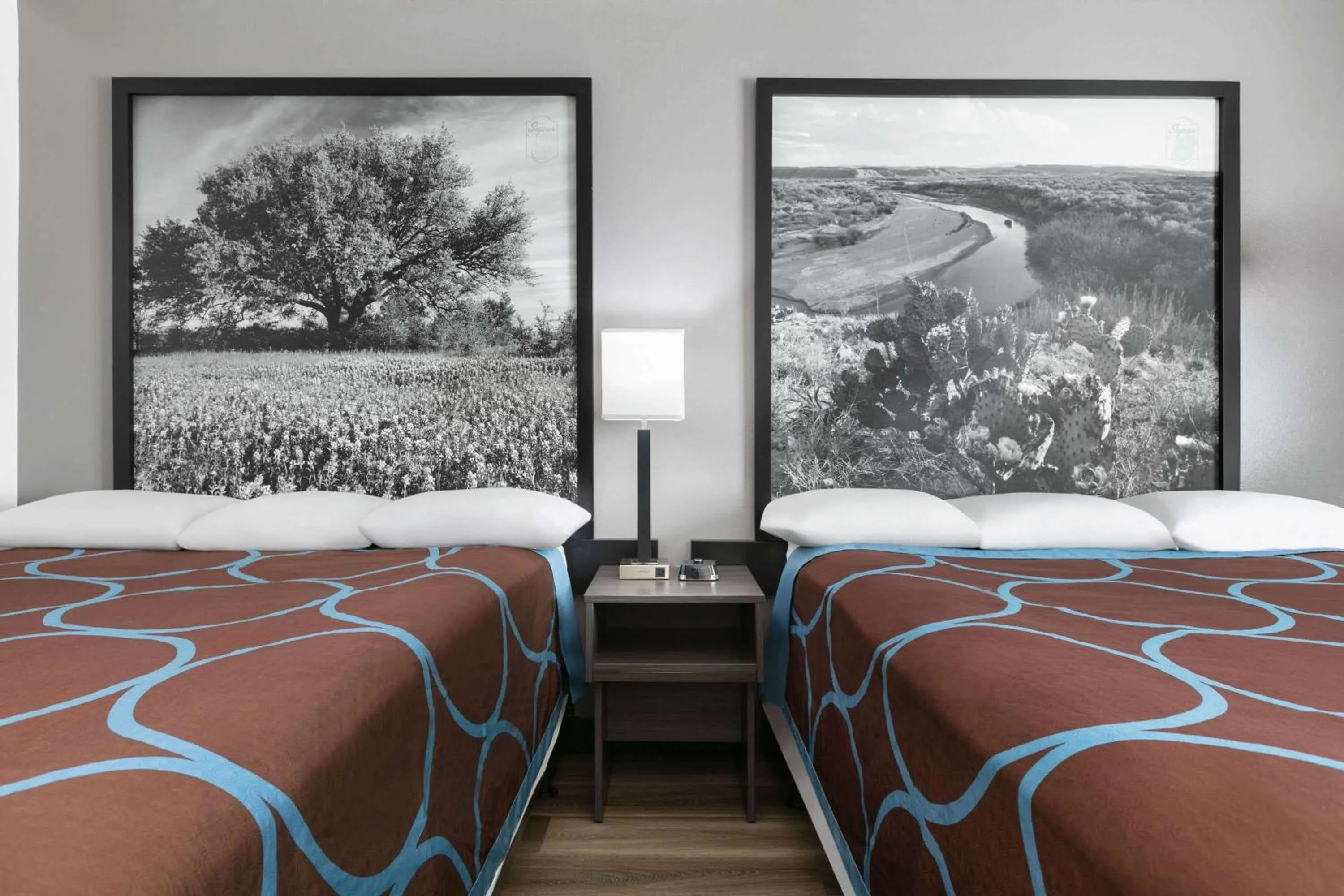 Double Room with Two Double Beds - Smoking in Super 8 by Wyndham Grapevine/DFW Airport Northwest