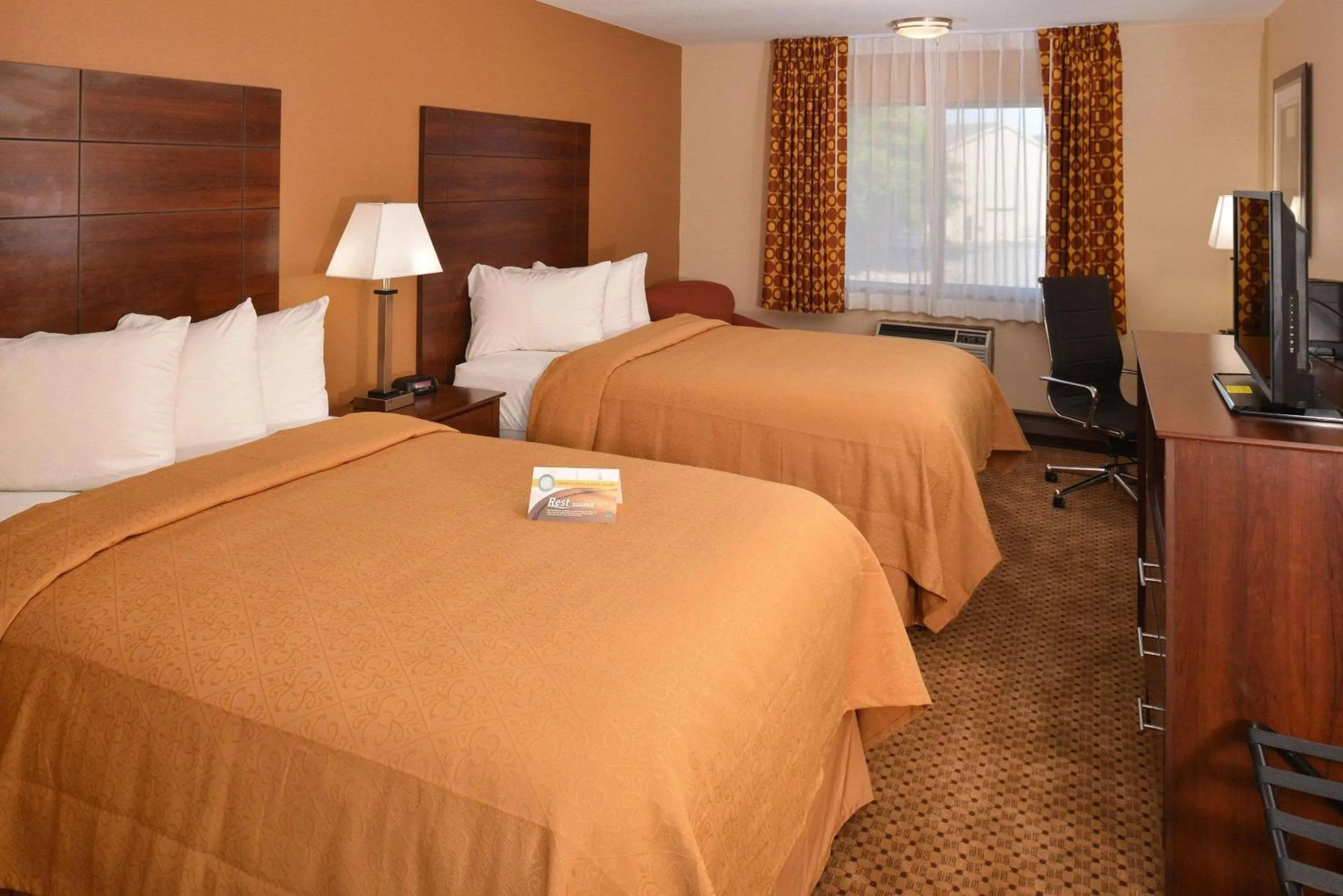 Double Room with Two Double Beds-Non Smoking in Quality Inn Appleton