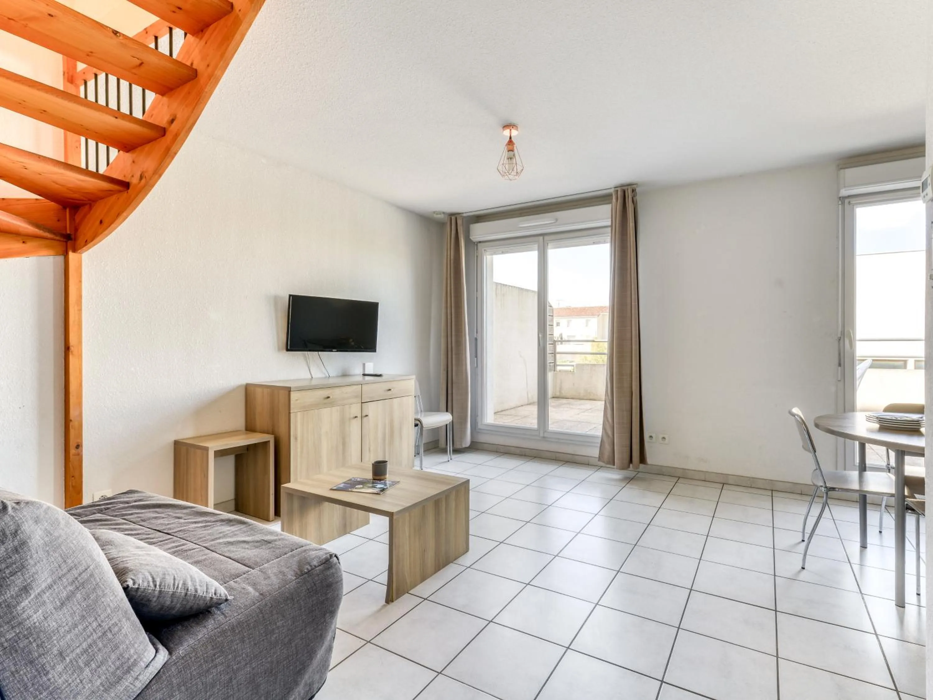 Two-Bedroom Apartment  with Pool View in Vacancéole - Résidence Cap Camargue