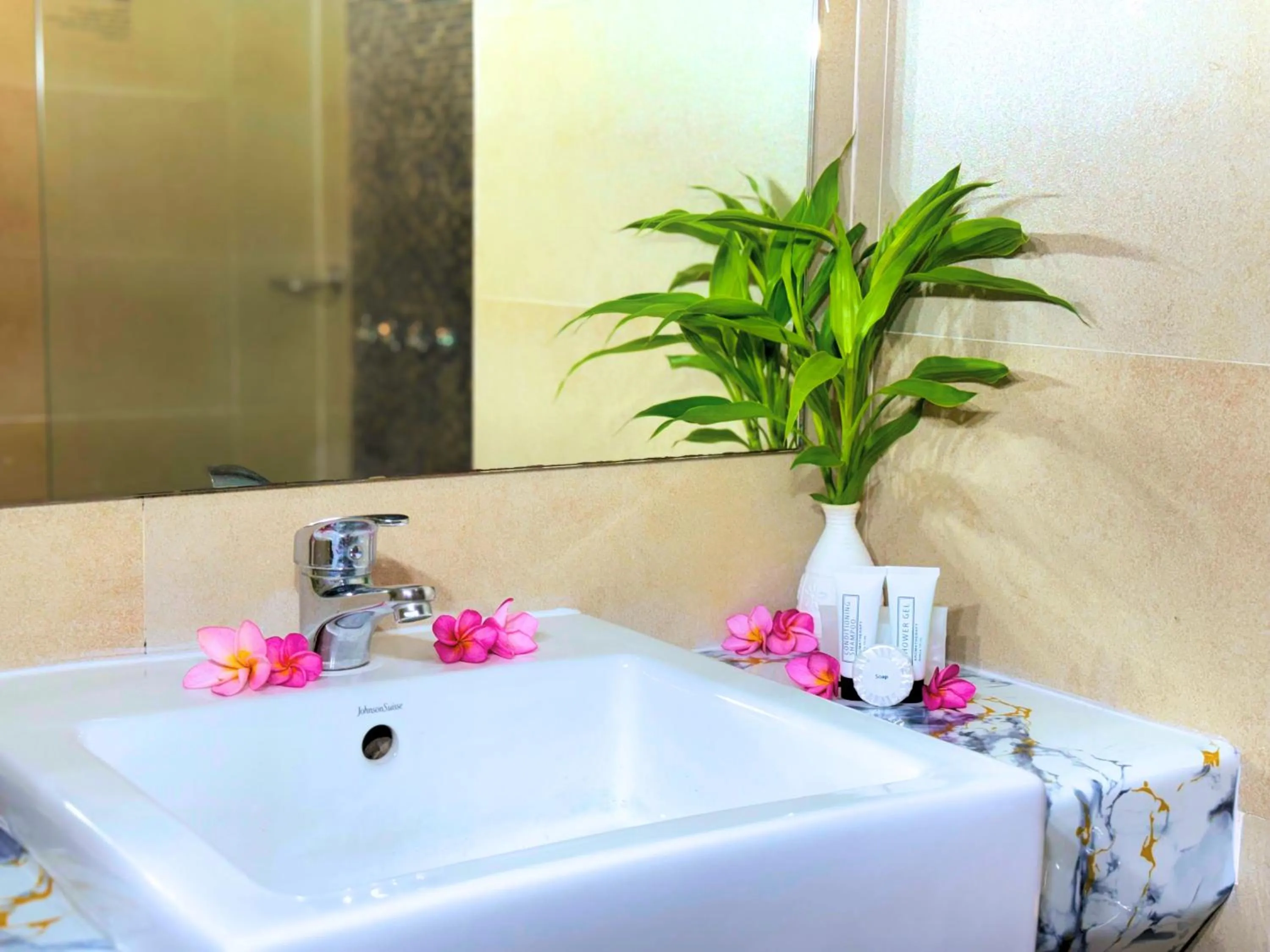 Deluxe Double Room in Bella Vista Waterfront Resort, Kuah Langkawi