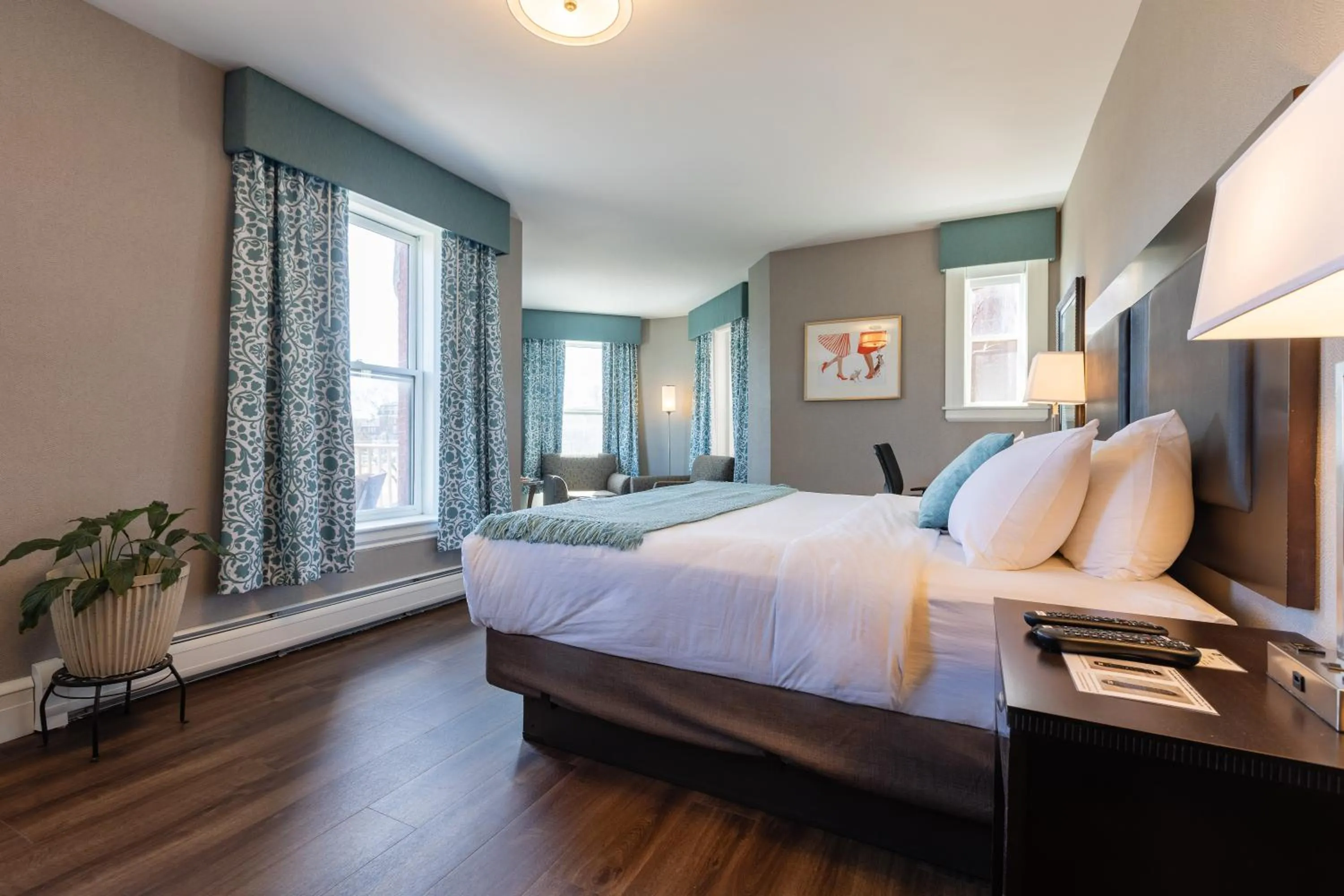 Superior King Room in The Centennial Hotel