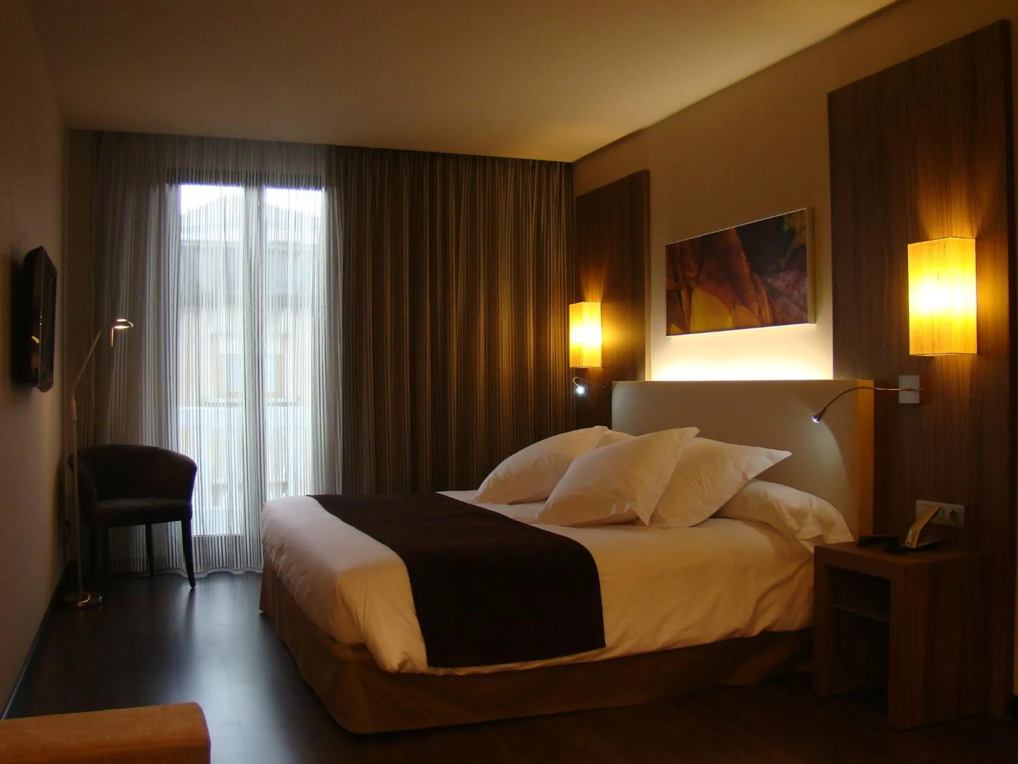Standard Queen Room - single occupancy in Hotel Aroi Ponferrada