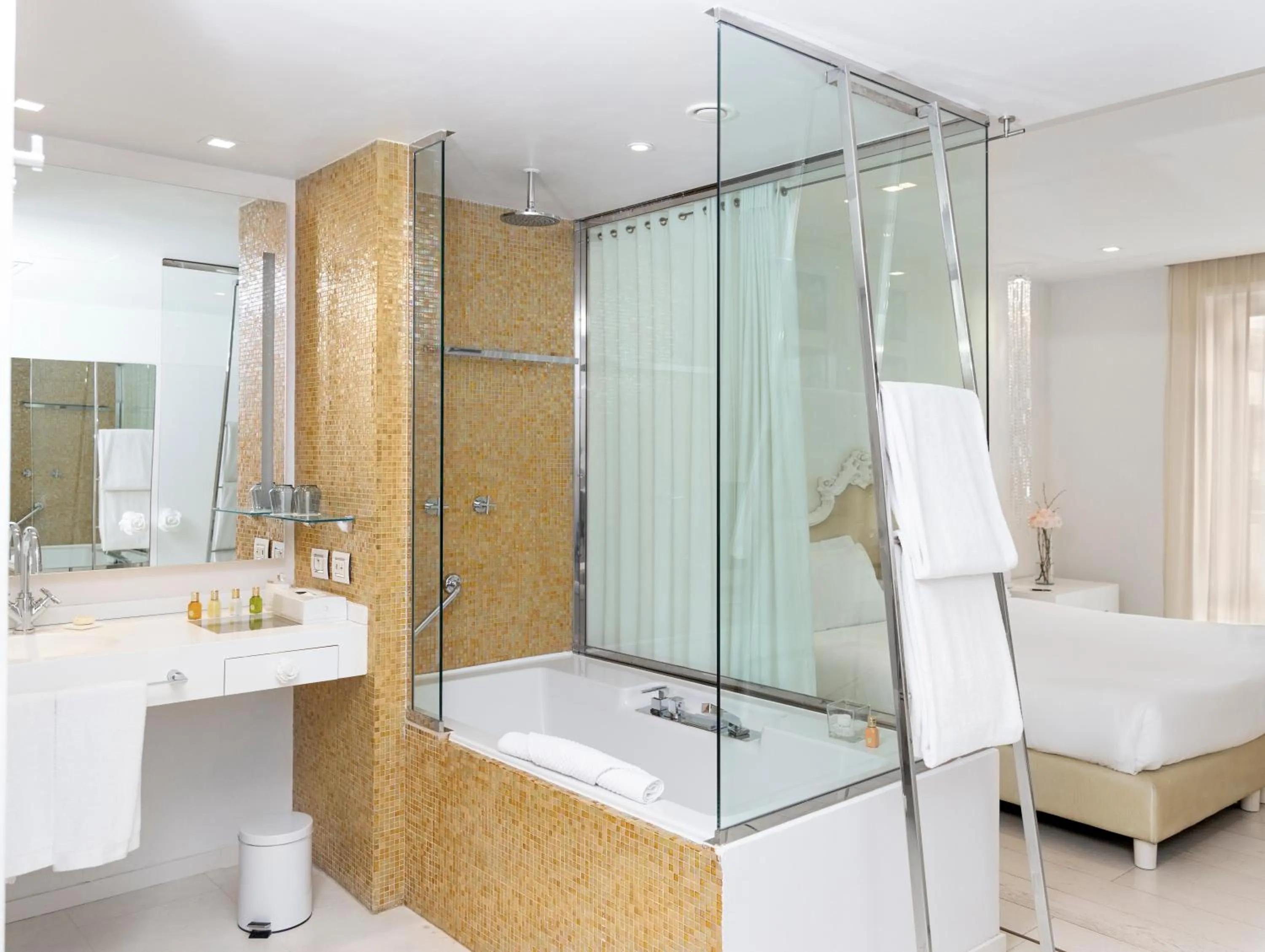 Deluxe Double or Twin Room - Free Spa Access in Boscolo Nice Hotel & Spa