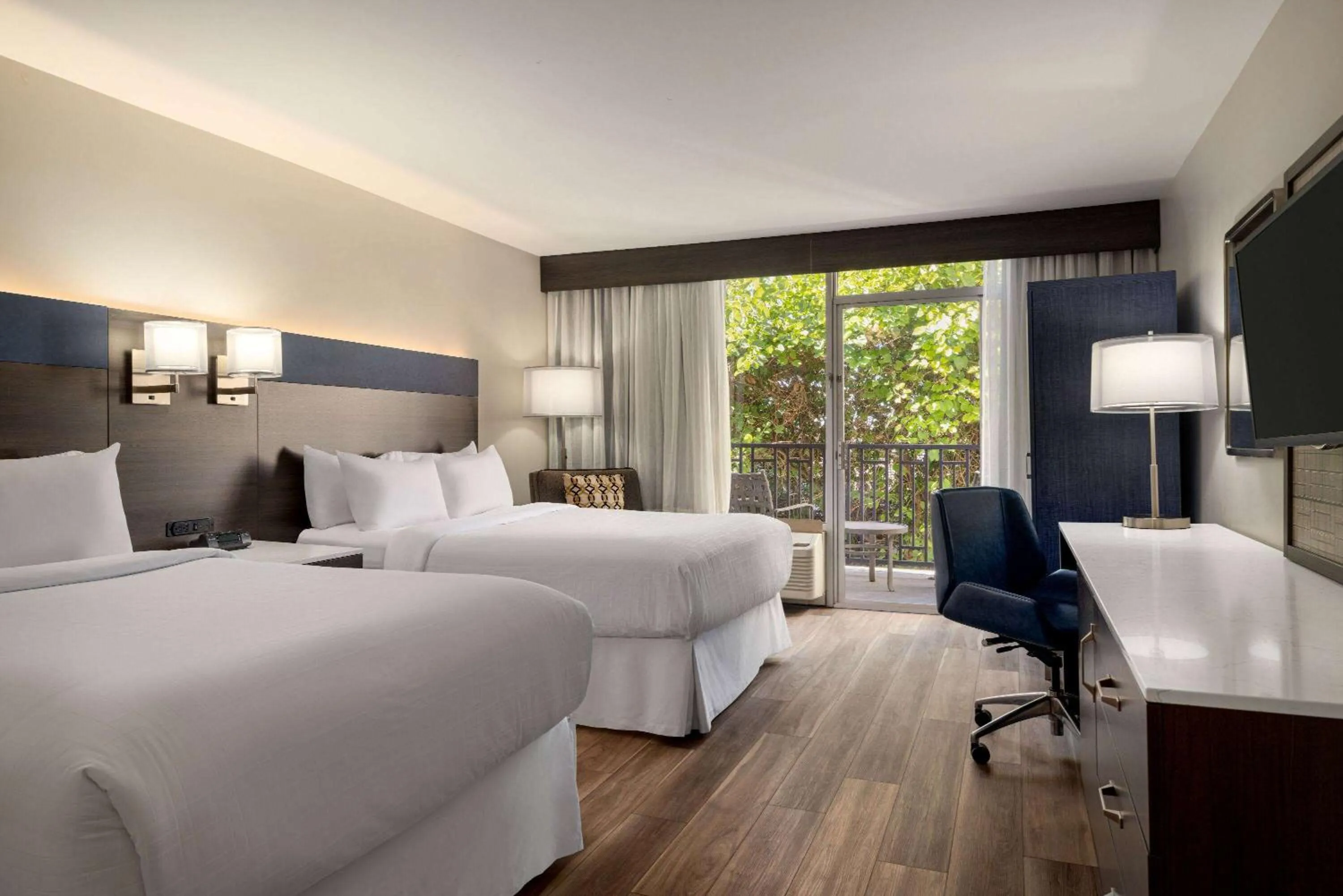 Double Room with Two Double Beds - Non-Smoking in Wyndham Phoenix Airport - Tempe