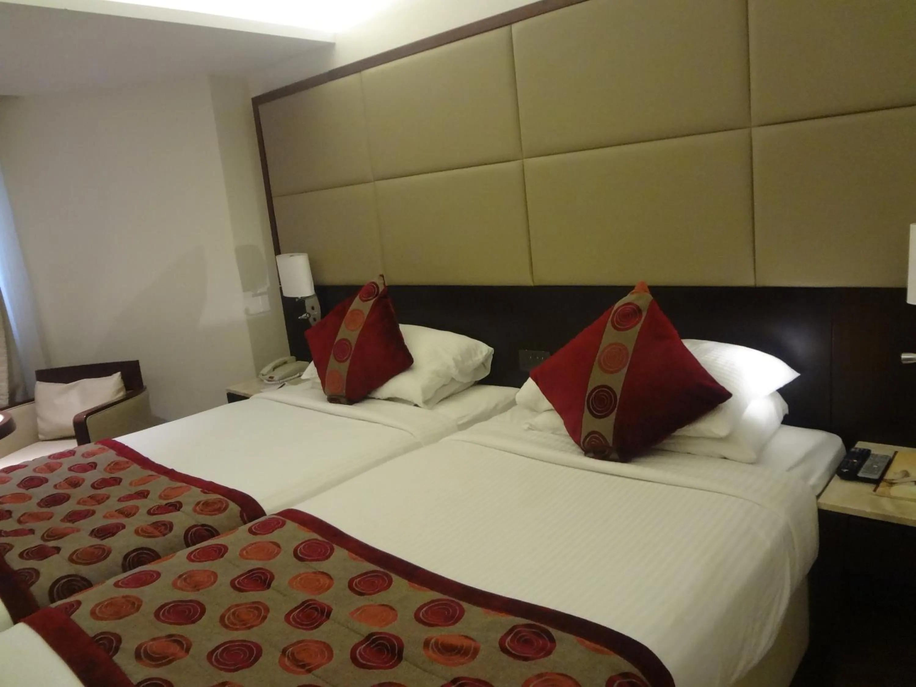 Club Room with Complimentary Upgrade(Subject to Availability) and 20% Discount on Food and Beverage in Ramee Guestline Hotel Juhu
