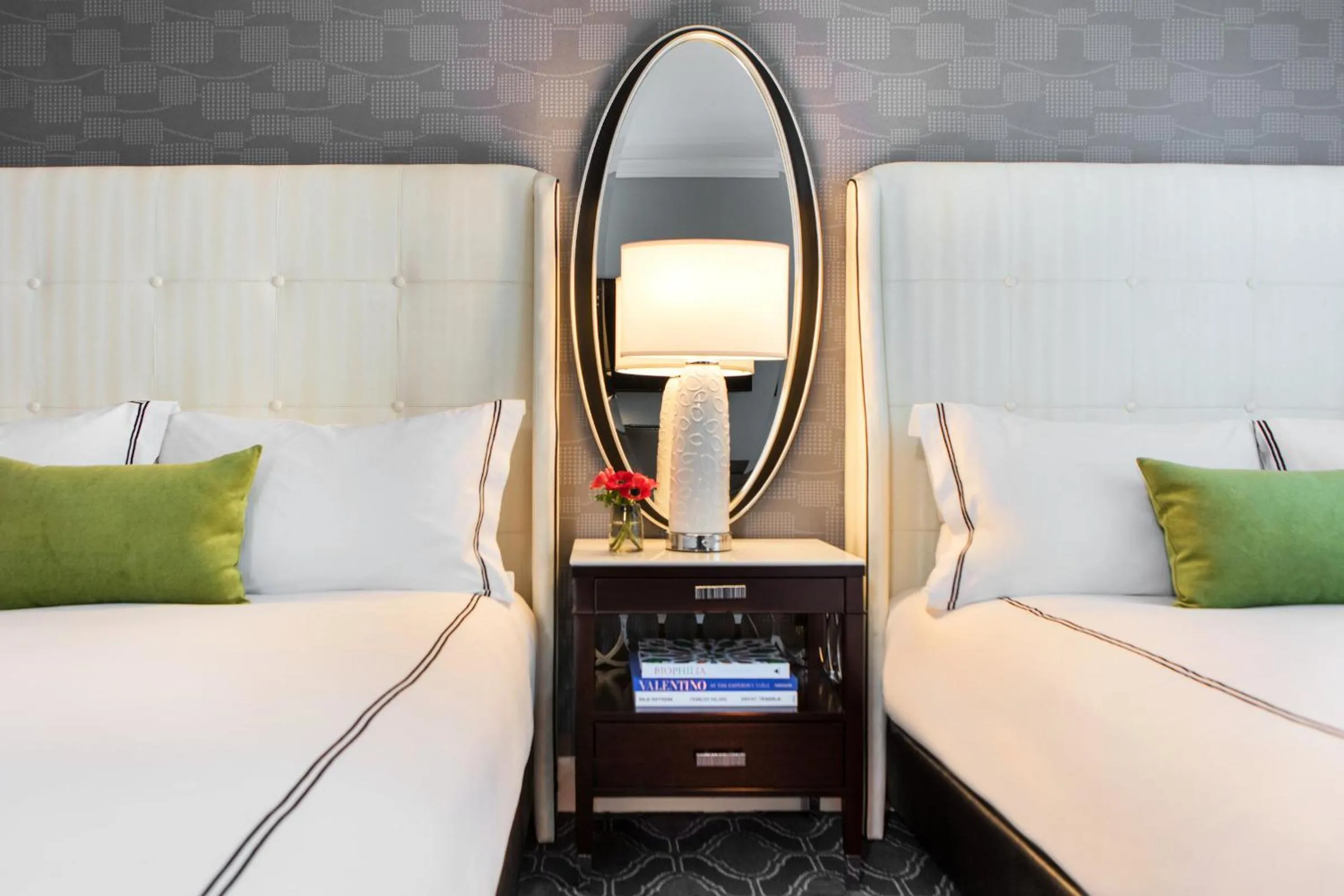 Essential Queen Room with Two Queen Beds and Park View in Kimpton Tryon Park Hotel by IHG