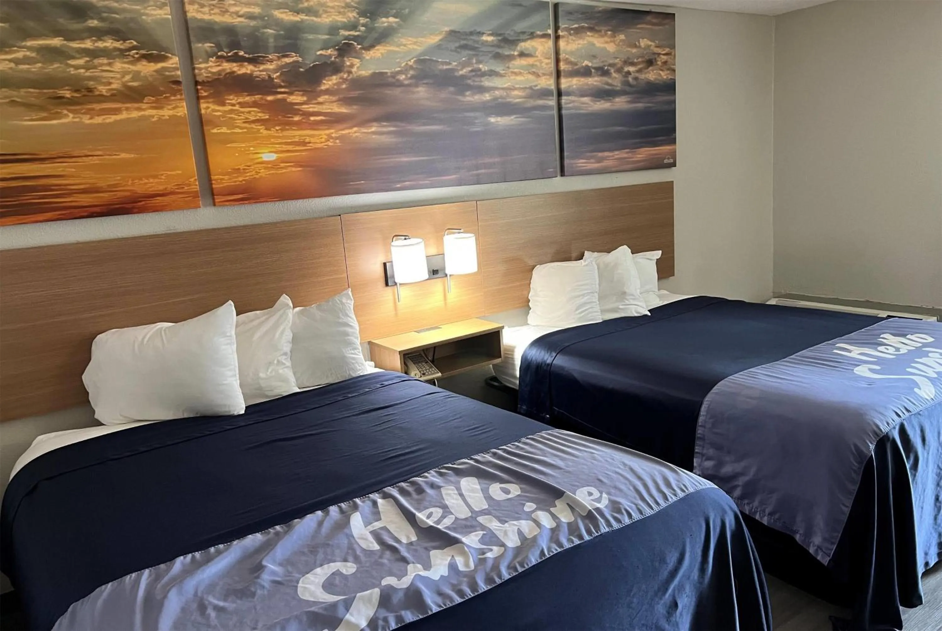 Queen Room with Two Queen Beds - Non-Smoking in Days Inn by Wyndham West Des Moines - Clive
