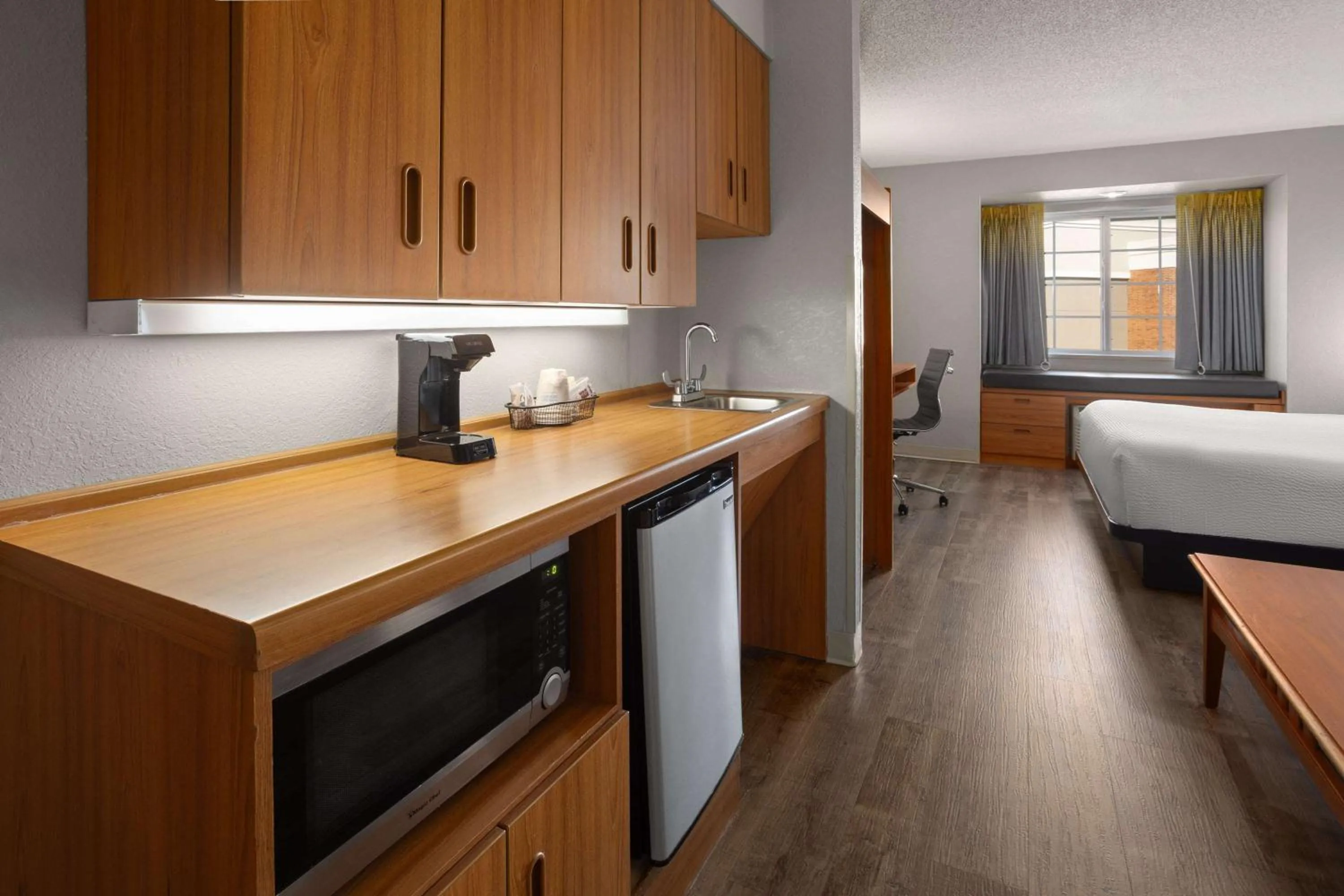 King Studio Suite - Mobility Access/Non-Smoking in Microtel Inn & Suites by Wyndham Ann Arbor