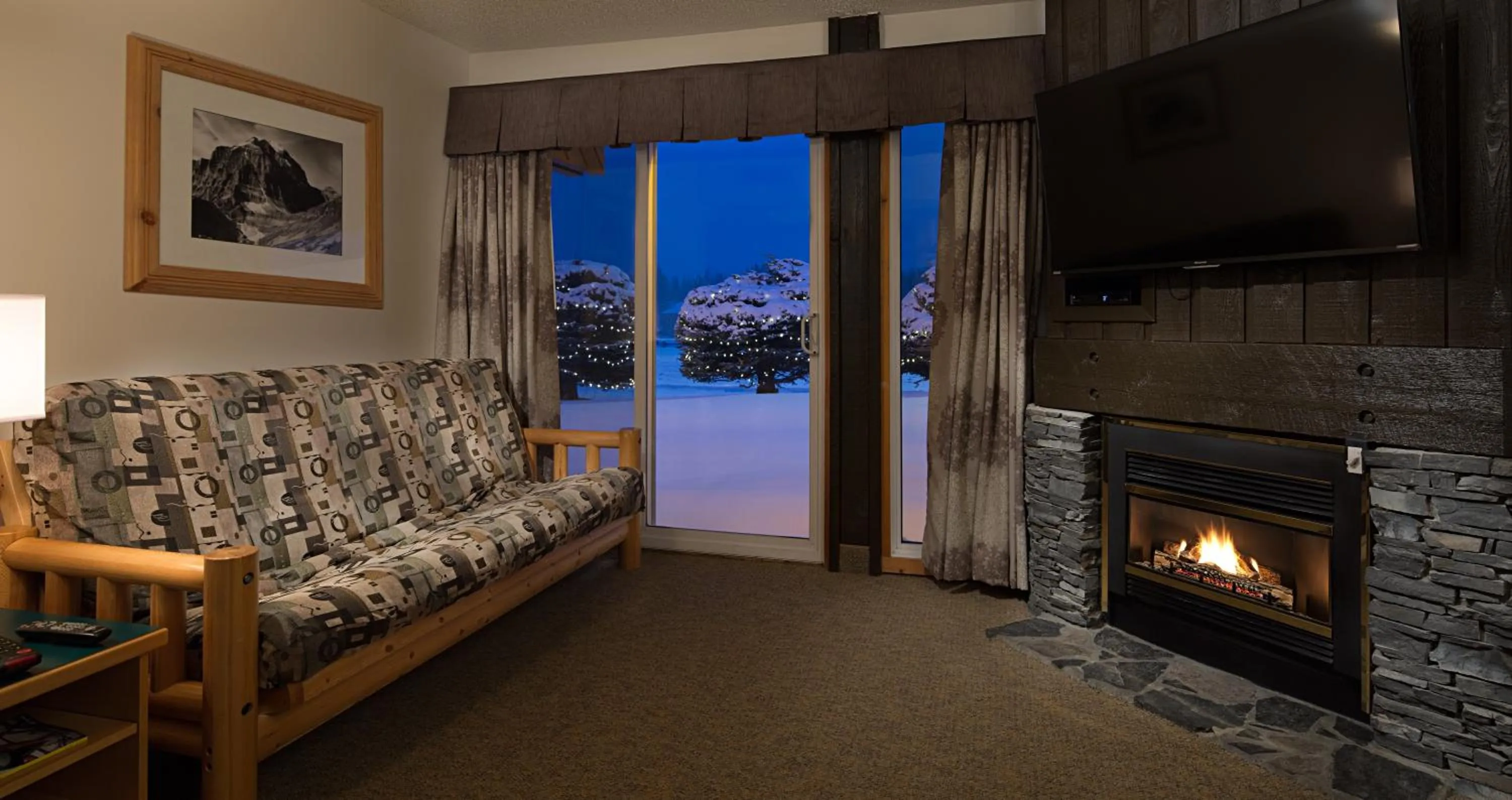 One-Bedroom Apartment in Rocky Mountain Ski Lodge