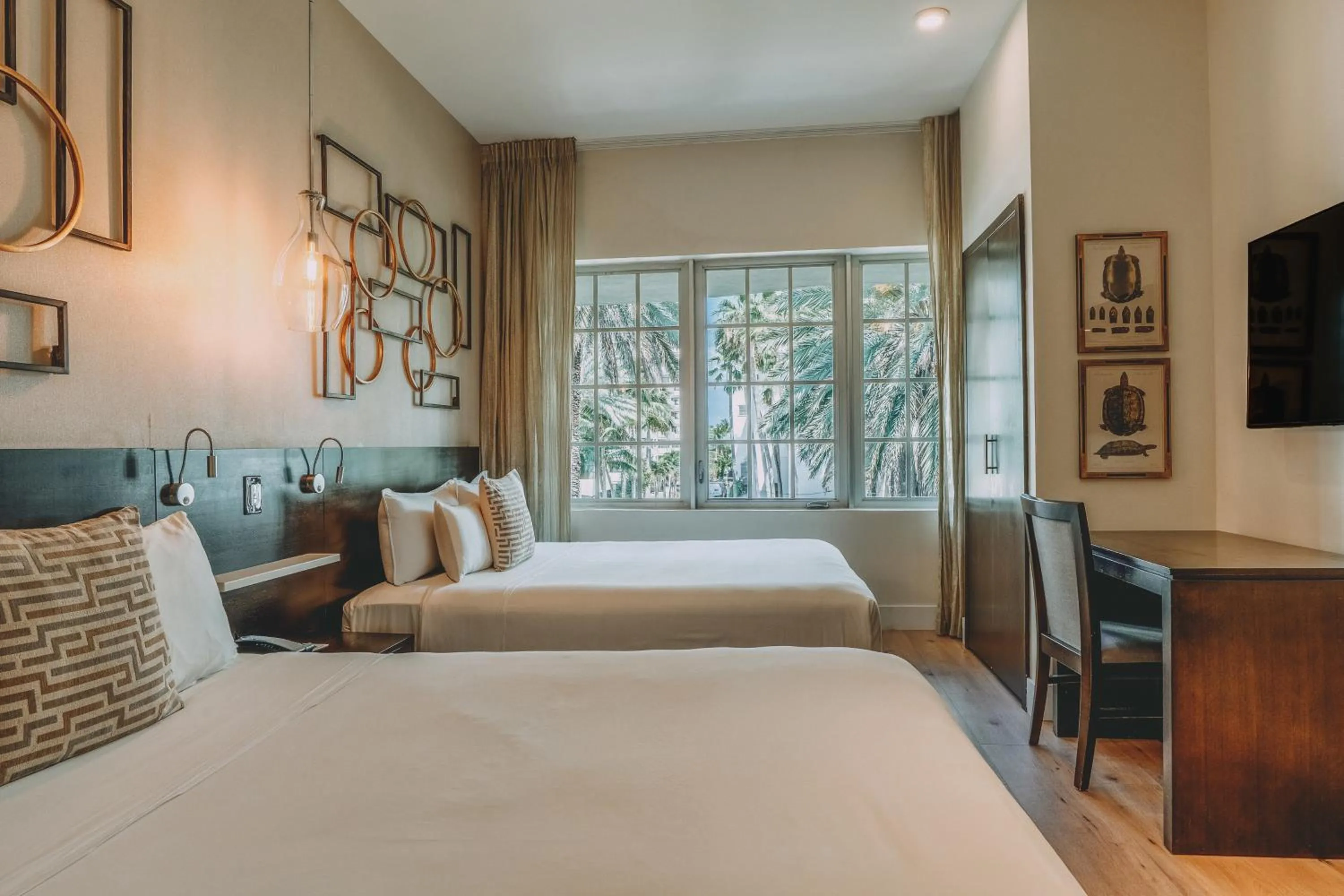 Premium City View Double Queen Single Use - single occupancy in Iberostar Waves Berkeley Shore